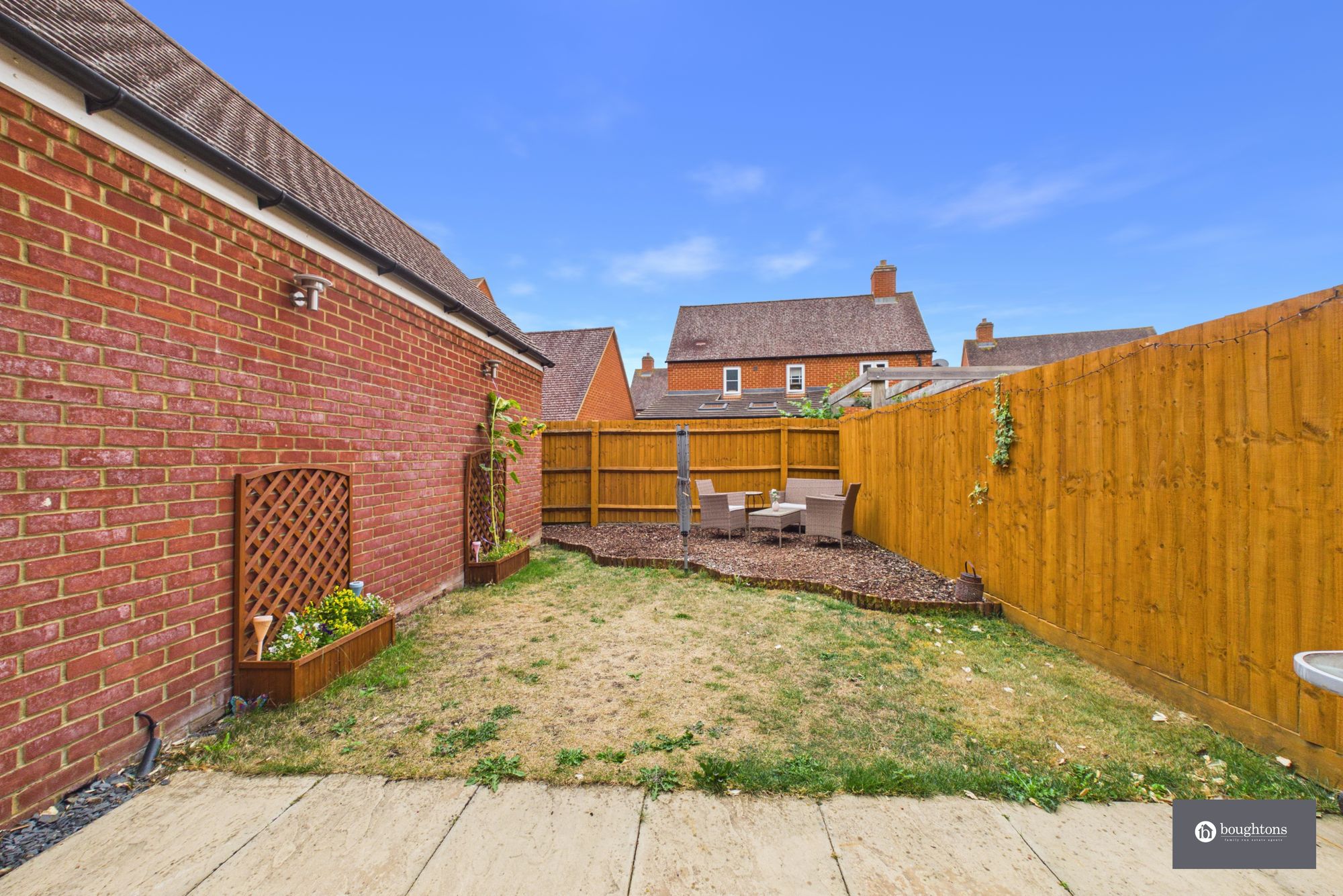 4 bed end of terrace house for sale in Juno Crescent, Brackley, NN13  - Property Image 4