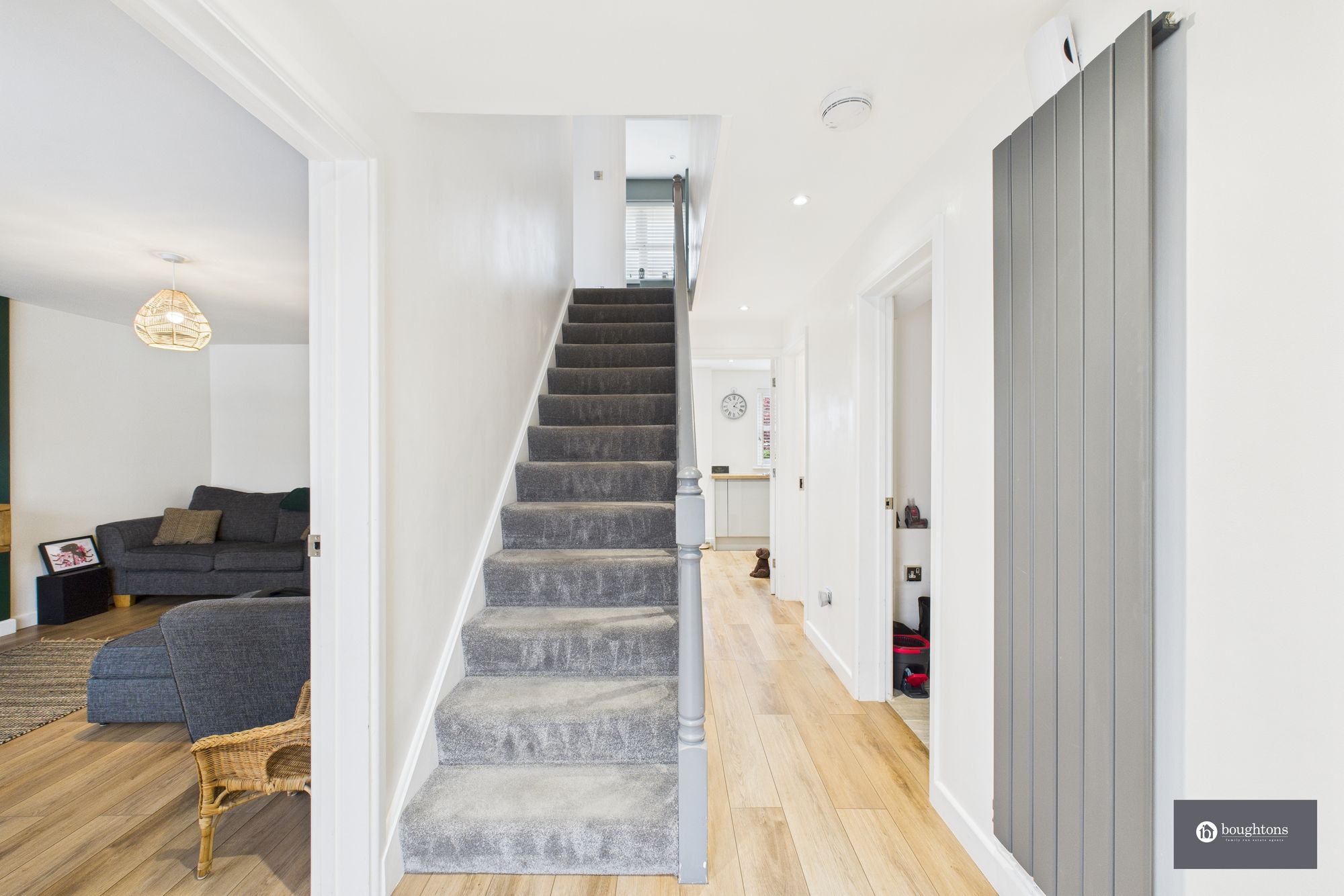 4 bed detached house for sale in Stuart Road, Brackley, NN13  - Property Image 4