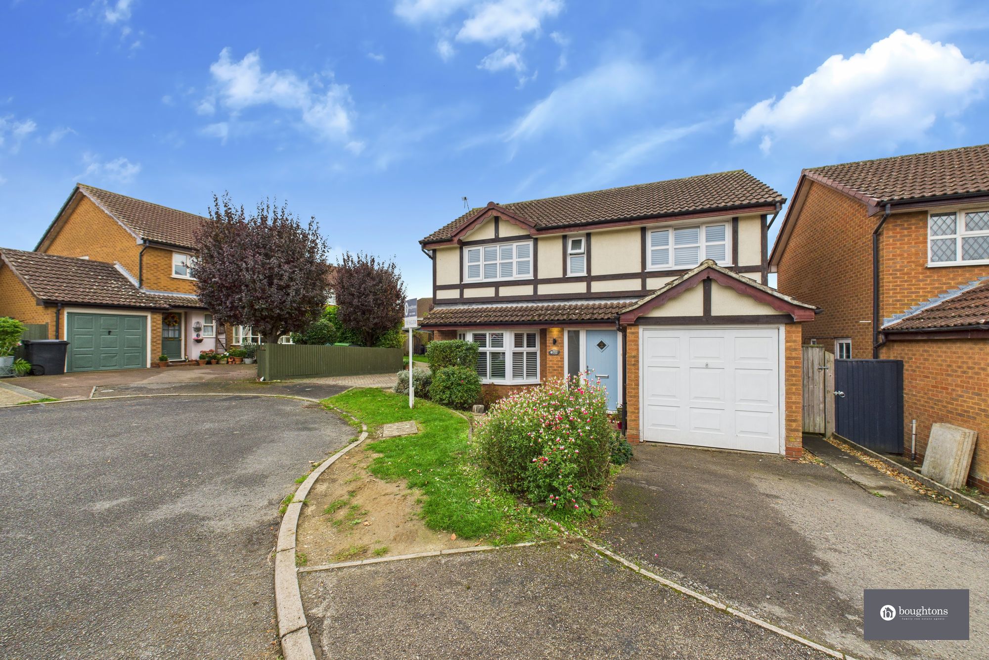 4 bed detached house for sale in Stuart Road, Brackley, NN13  - Property Image 29
