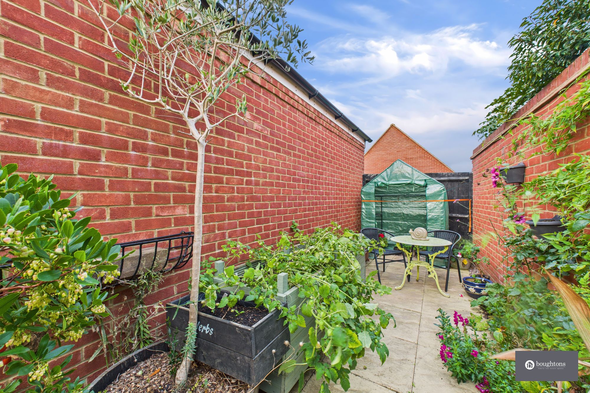 5 bed detached house for sale in Juno Crescent, Brackley, NN13  - Property Image 36