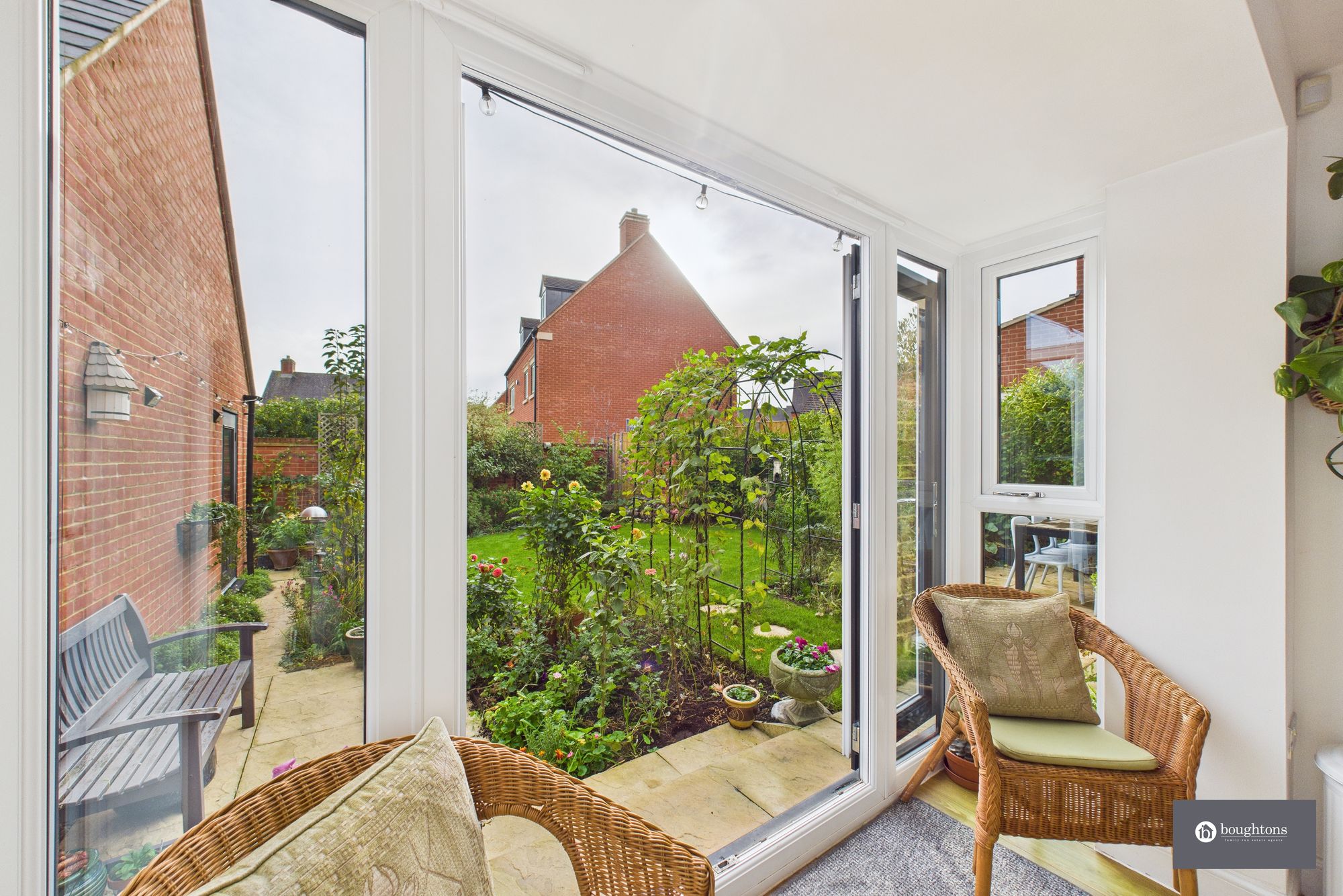 5 bed detached house for sale in Juno Crescent, Brackley, NN13  - Property Image 6