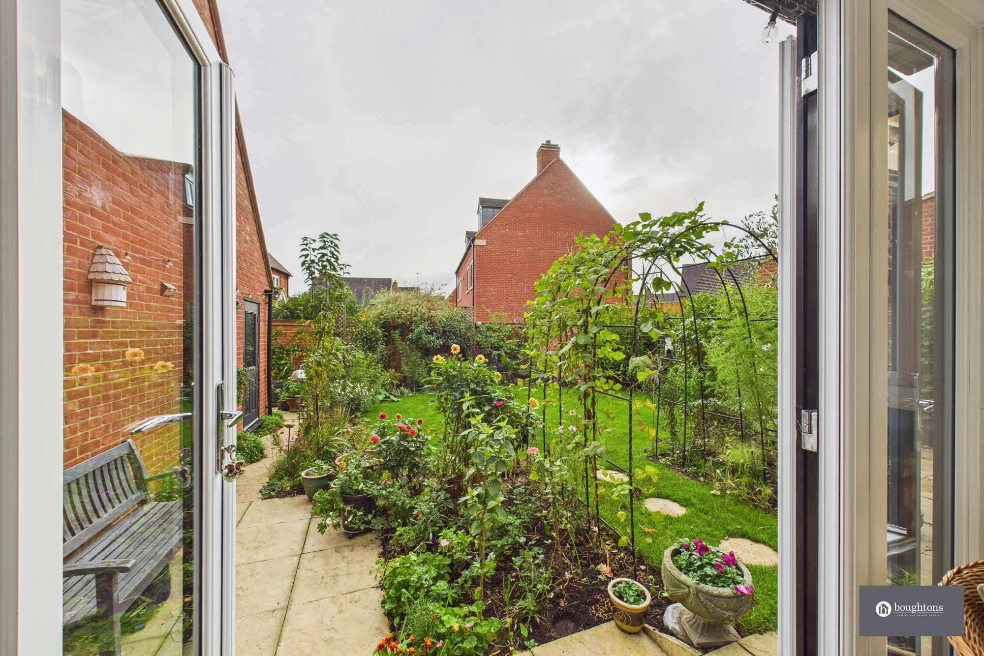 5 bed detached house for sale in Juno Crescent, Brackley, NN13  - Property Image 38