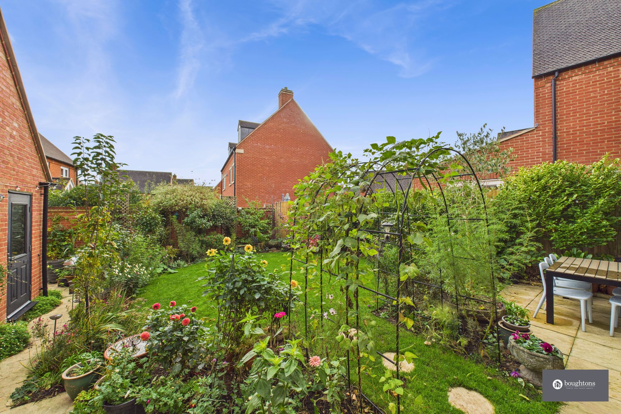 5 bed detached house for sale in Juno Crescent, Brackley, NN13  - Property Image 37