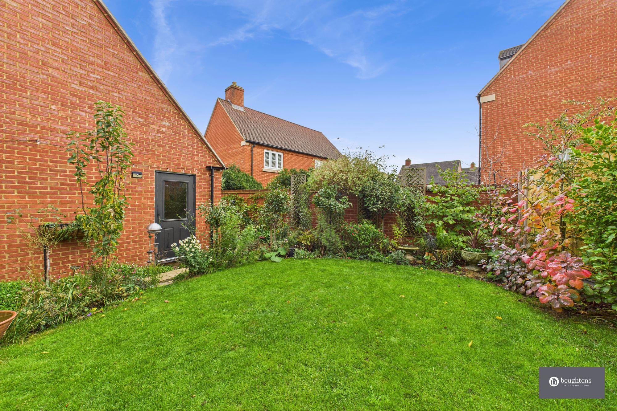 5 bed detached house for sale in Juno Crescent, Brackley, NN13  - Property Image 41