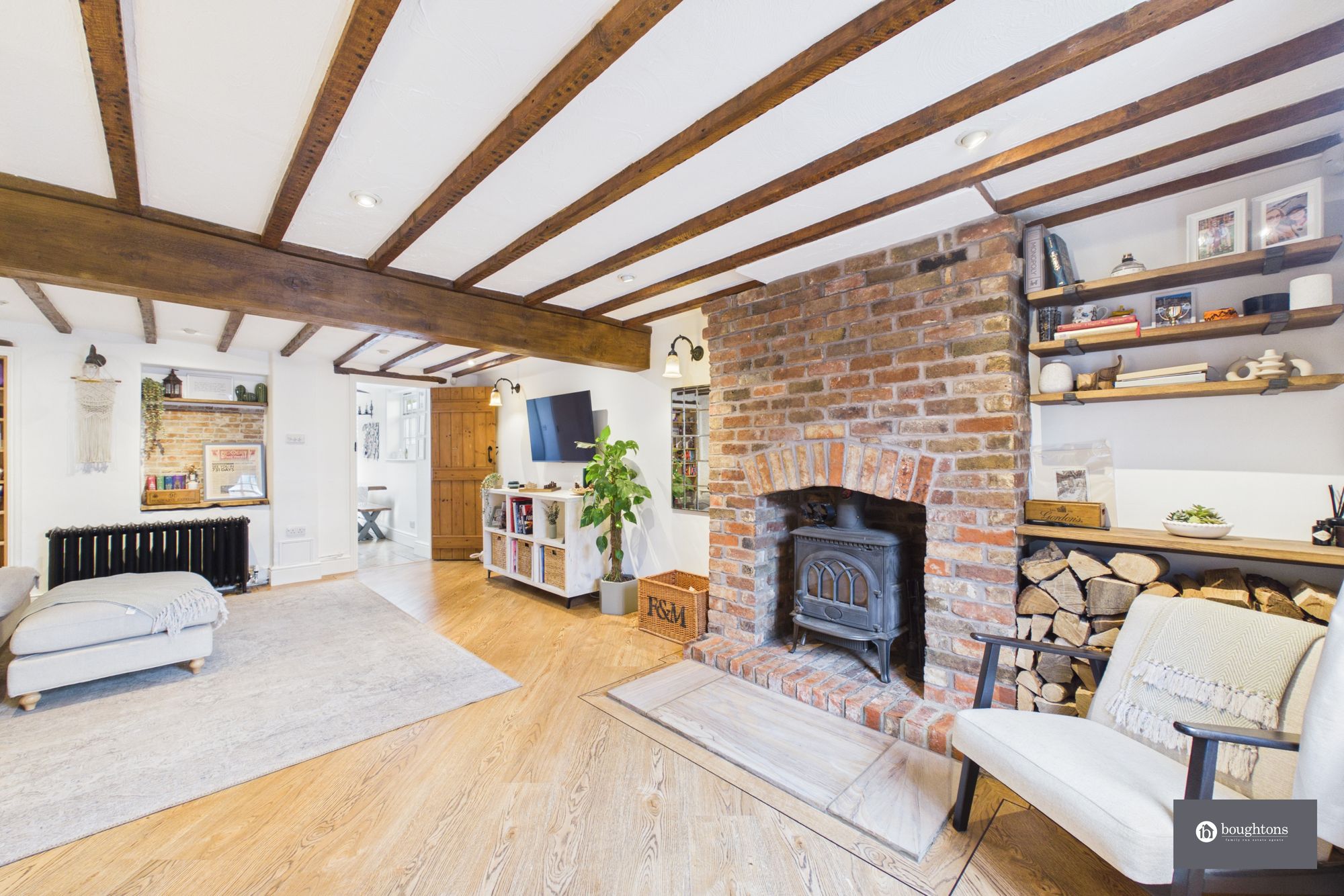 4 bed cottage for sale in Main Street, Tingewick, MK18  - Property Image 5