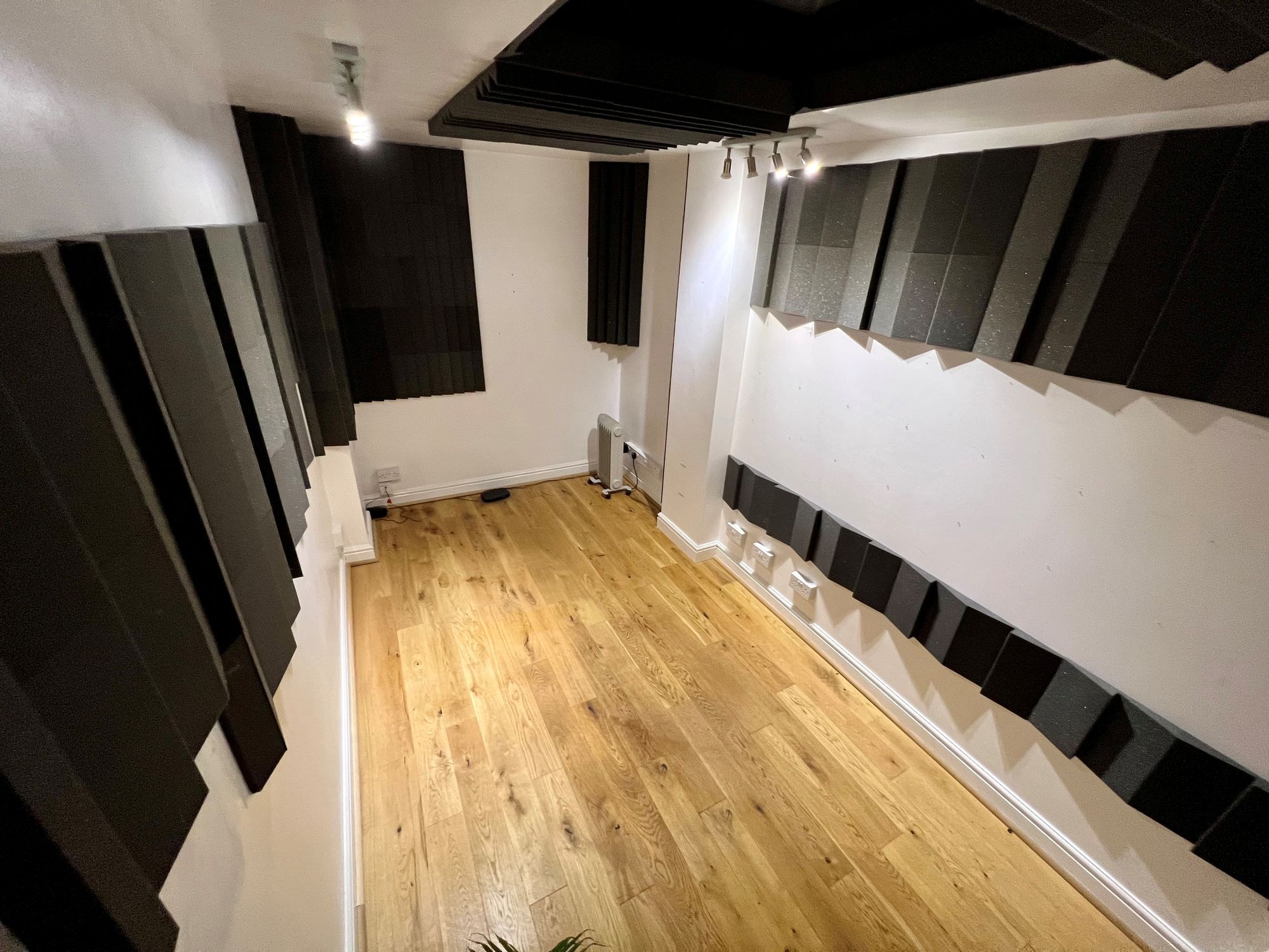 3 bed semi-detached house for sale in Halse Road, Brackley, NN13  - Property Image 28