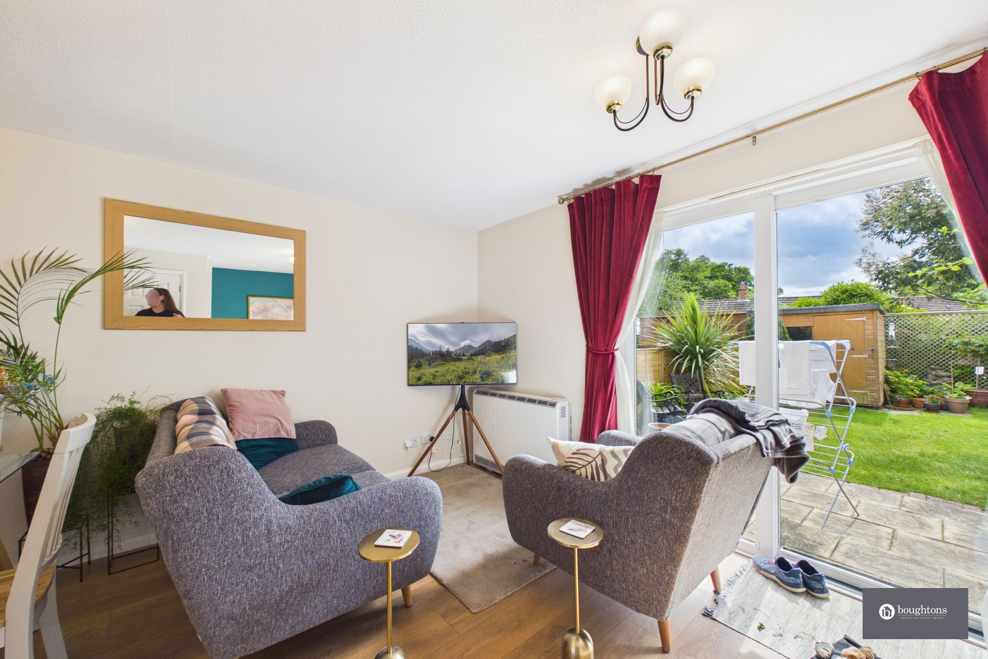3 bed terraced house for sale in Glebe Close, Maids Moreton, MK18  - Property Image 3