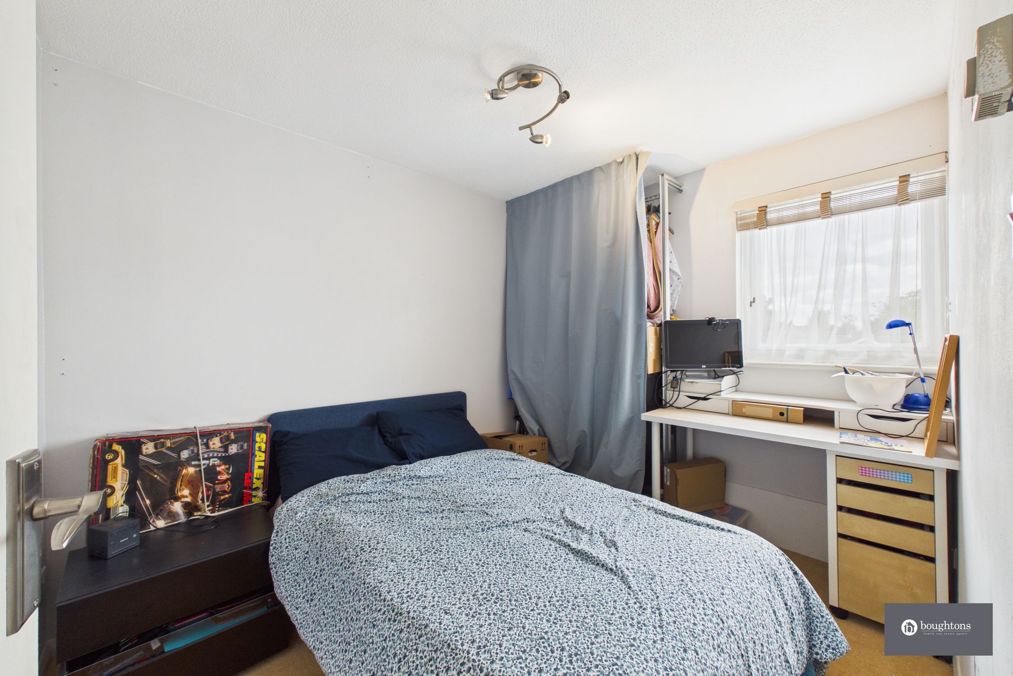 3 bed terraced house for sale in Glebe Close, Maids Moreton, MK18  - Property Image 9