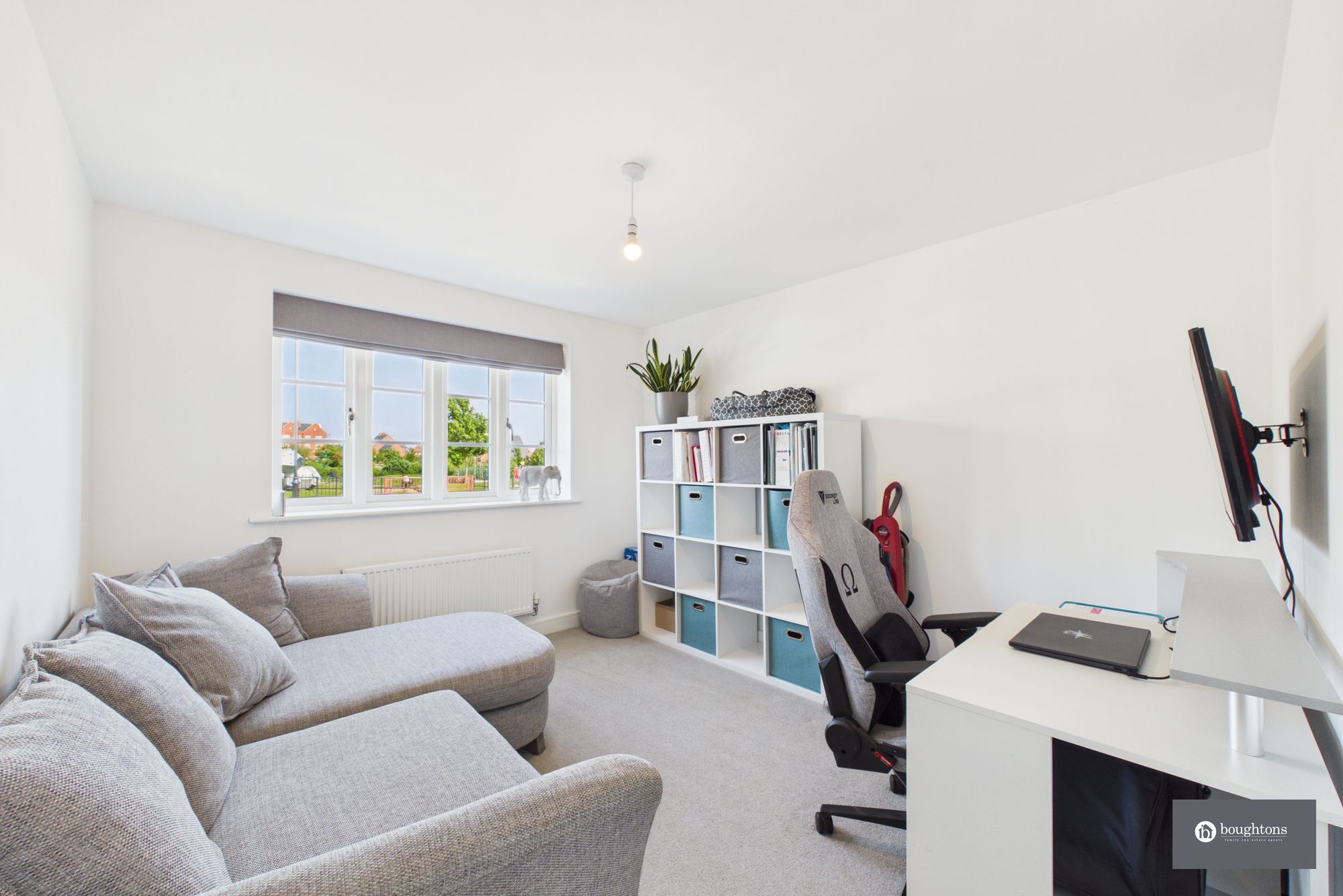 4 bed detached house for sale in Capricorn Way, Brackley, NN13  - Property Image 8