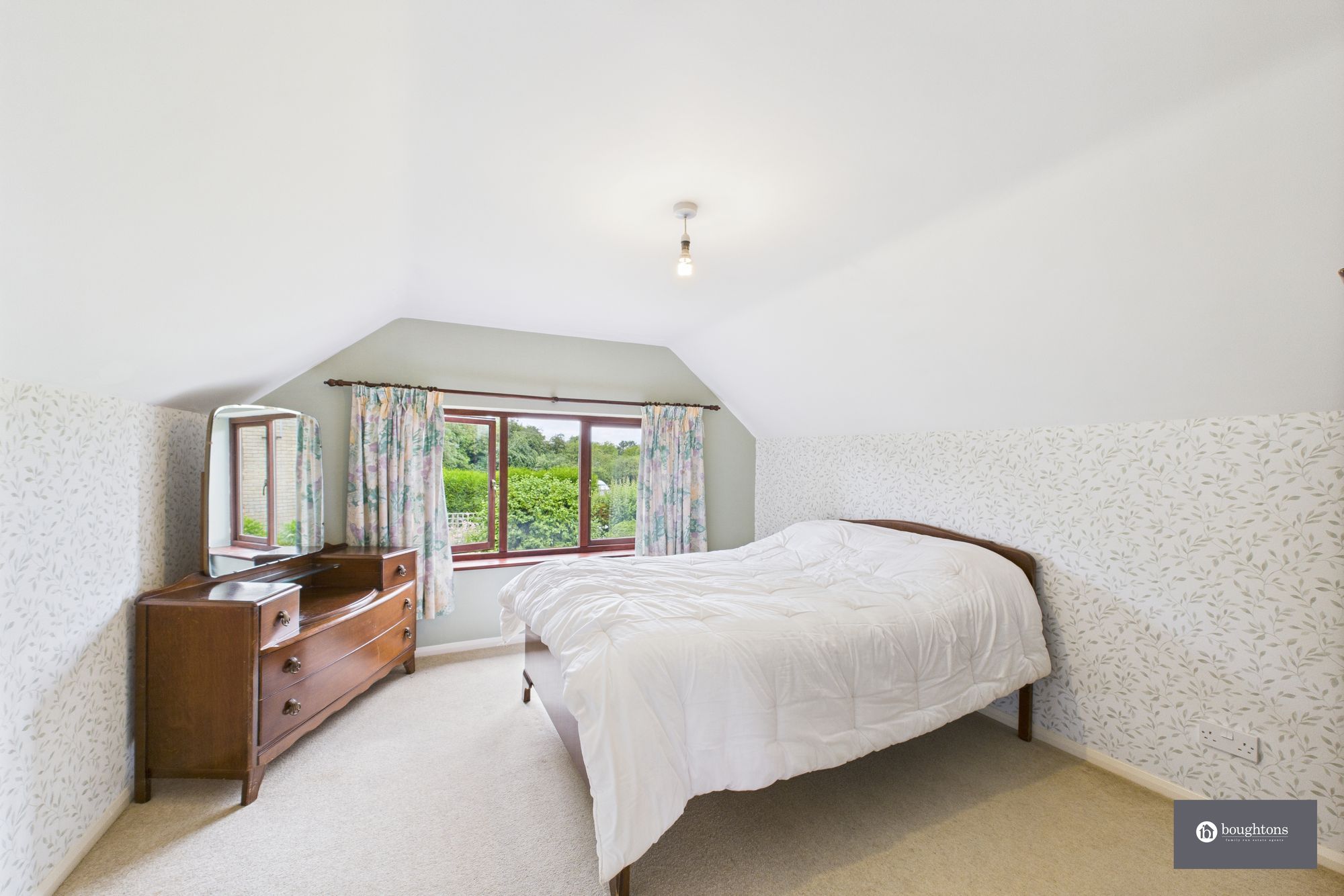 2 bed detached bungalow for sale in Church Street, Helmdon, NN13  - Property Image 14