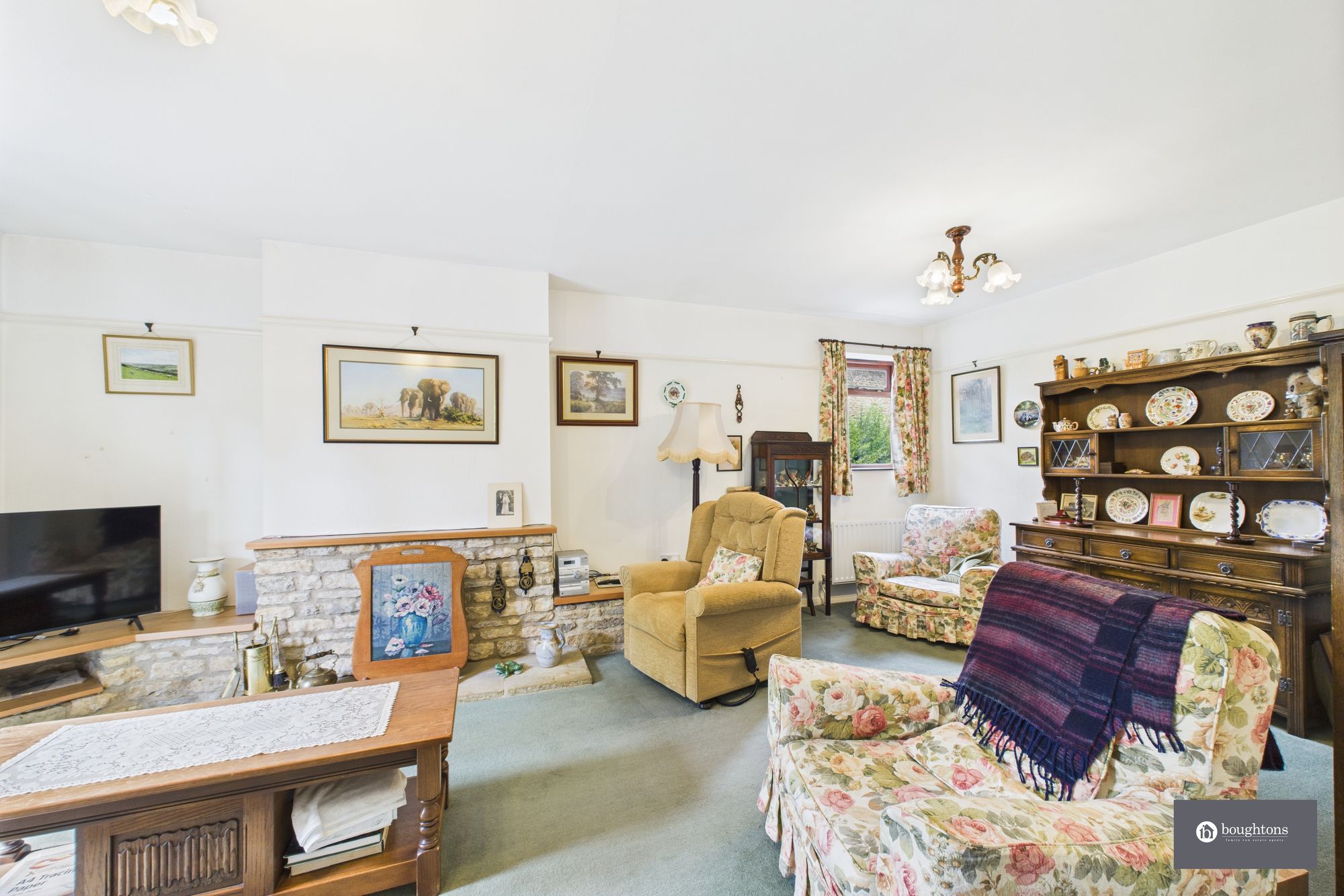 2 bed detached bungalow for sale in Church Street, Helmdon, NN13  - Property Image 6