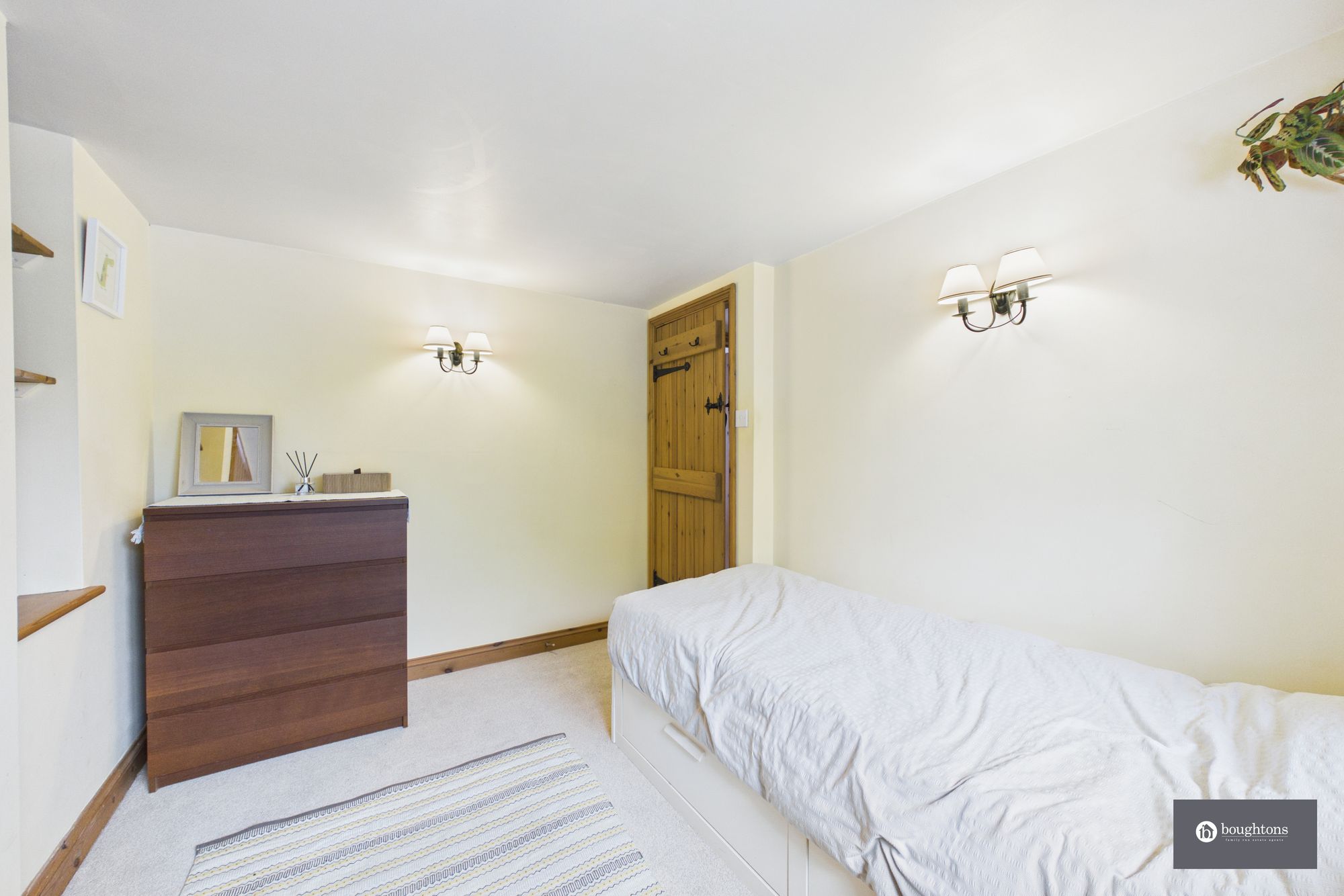 2 bed semi-detached house for sale in Park End, Croughton, NN13  - Property Image 12