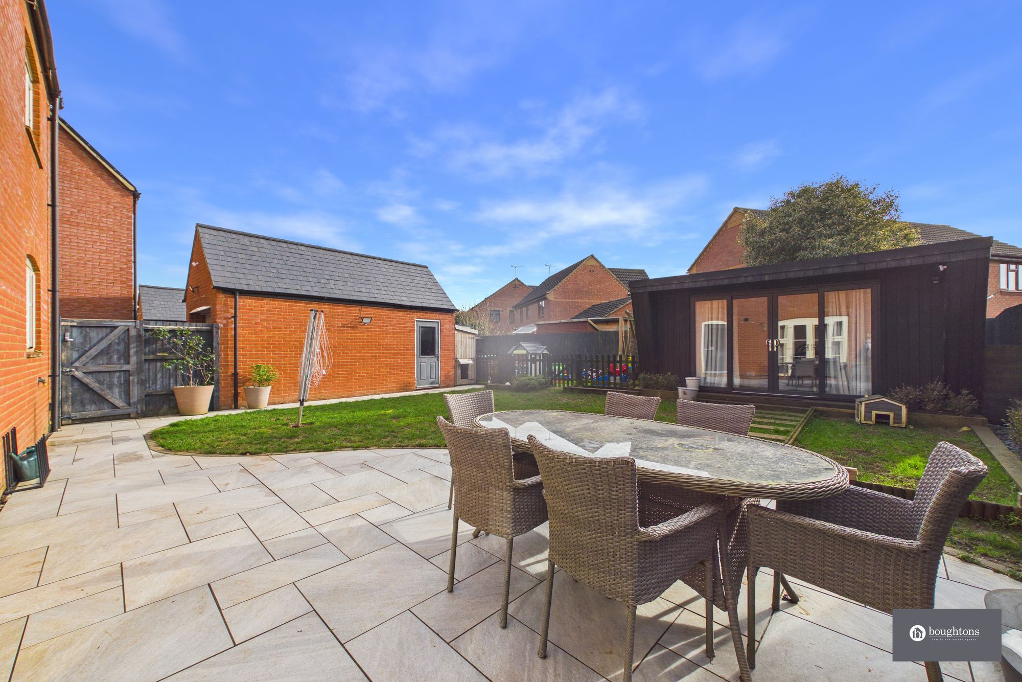 4 bed detached house for sale in Orion Drive, Brackley, NN13  - Property Image 24