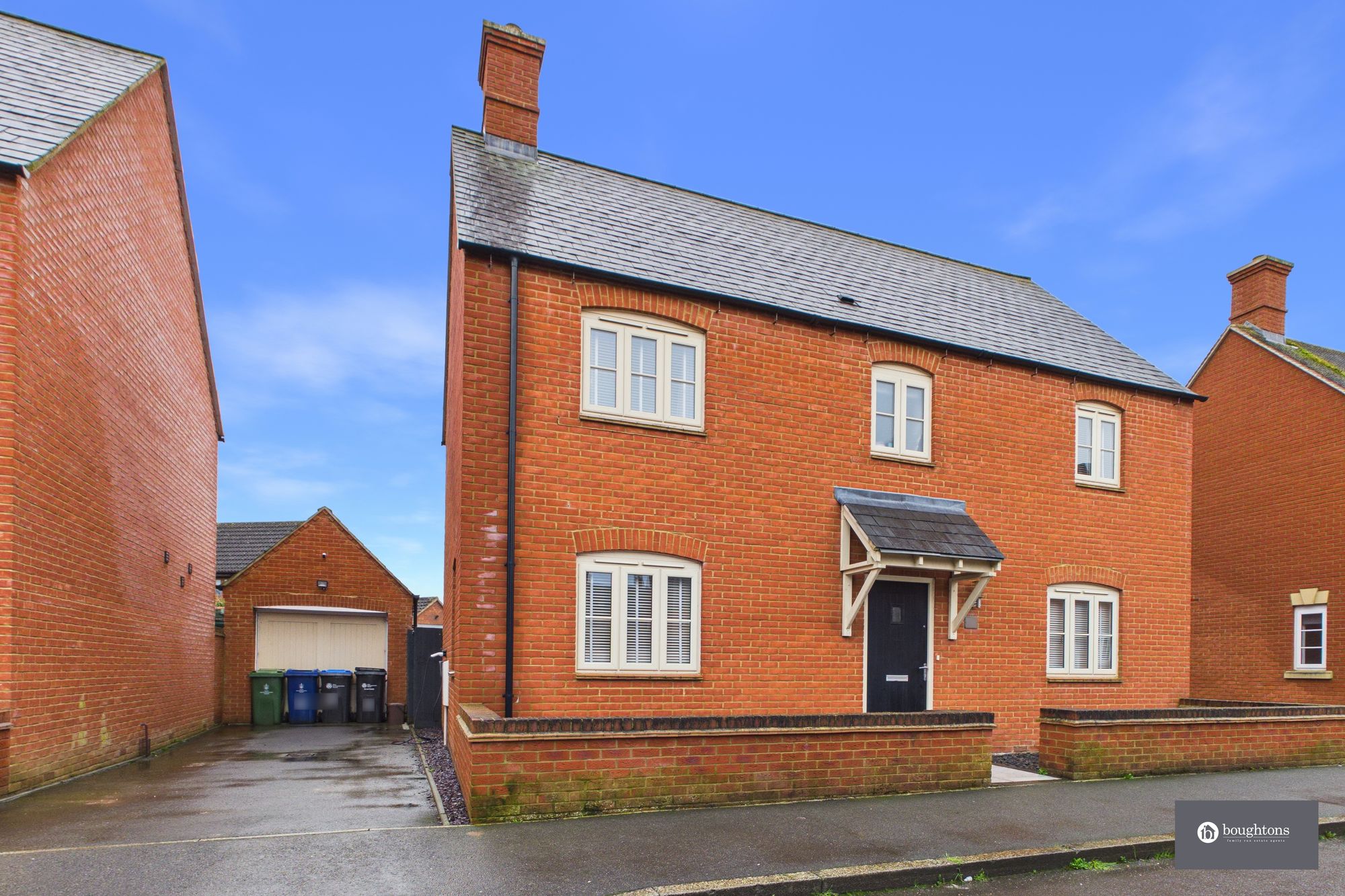 4 bed detached house for sale in Orion Drive, Brackley, NN13