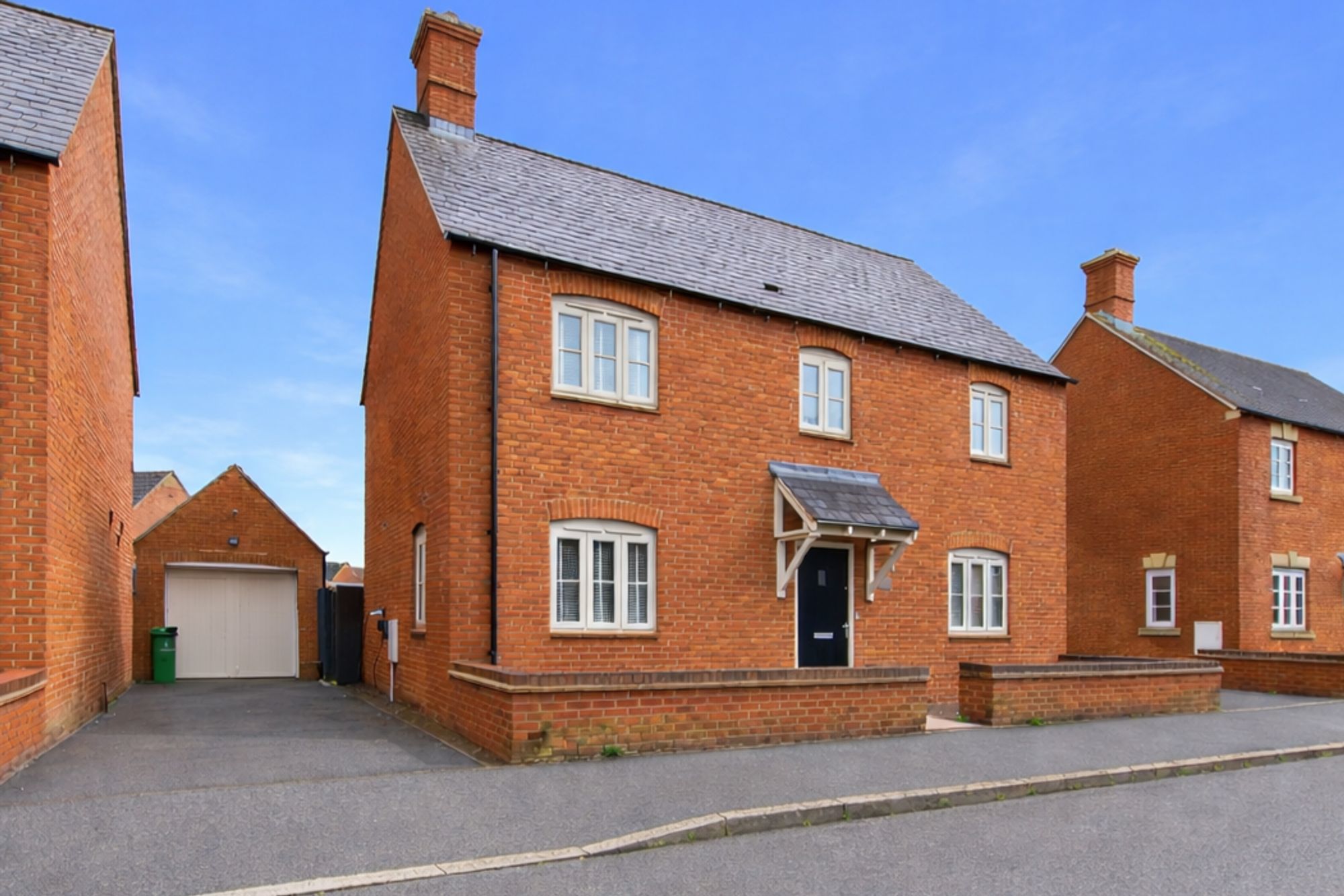 4 bed detached house for sale in Orion Drive, Brackley, NN13
