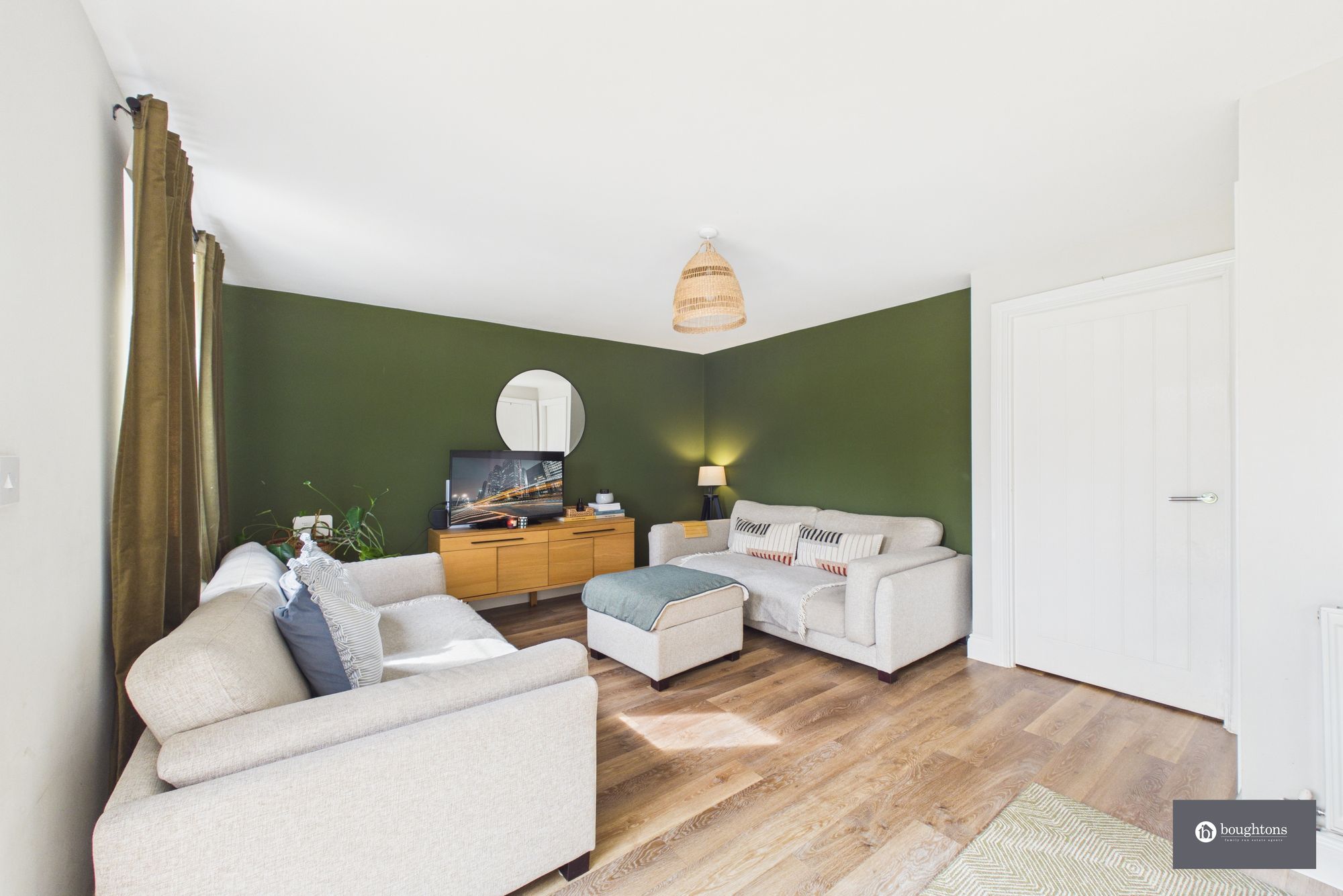 4 bed semi-detached house for sale in Boundary Road, Padbury, MK18  - Property Image 2