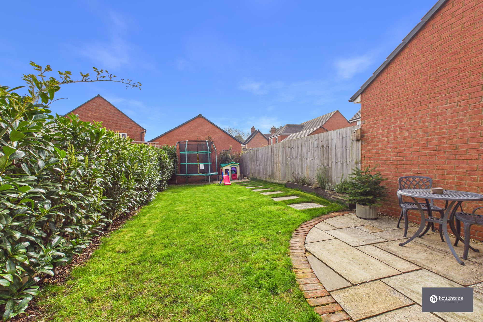4 bed semi-detached house for sale in Boundary Road, Padbury, MK18  - Property Image 29