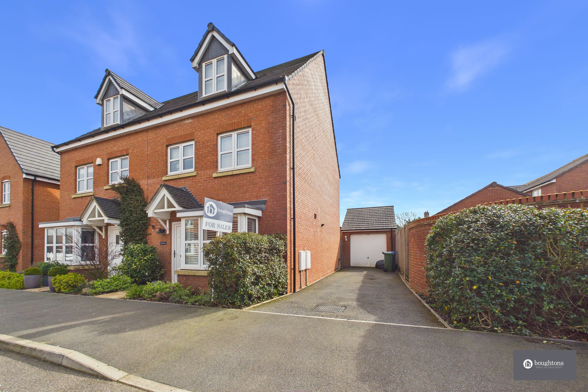4 bed semi-detached house for sale in Boundary Road, Padbury, MK18  - Property Image 30