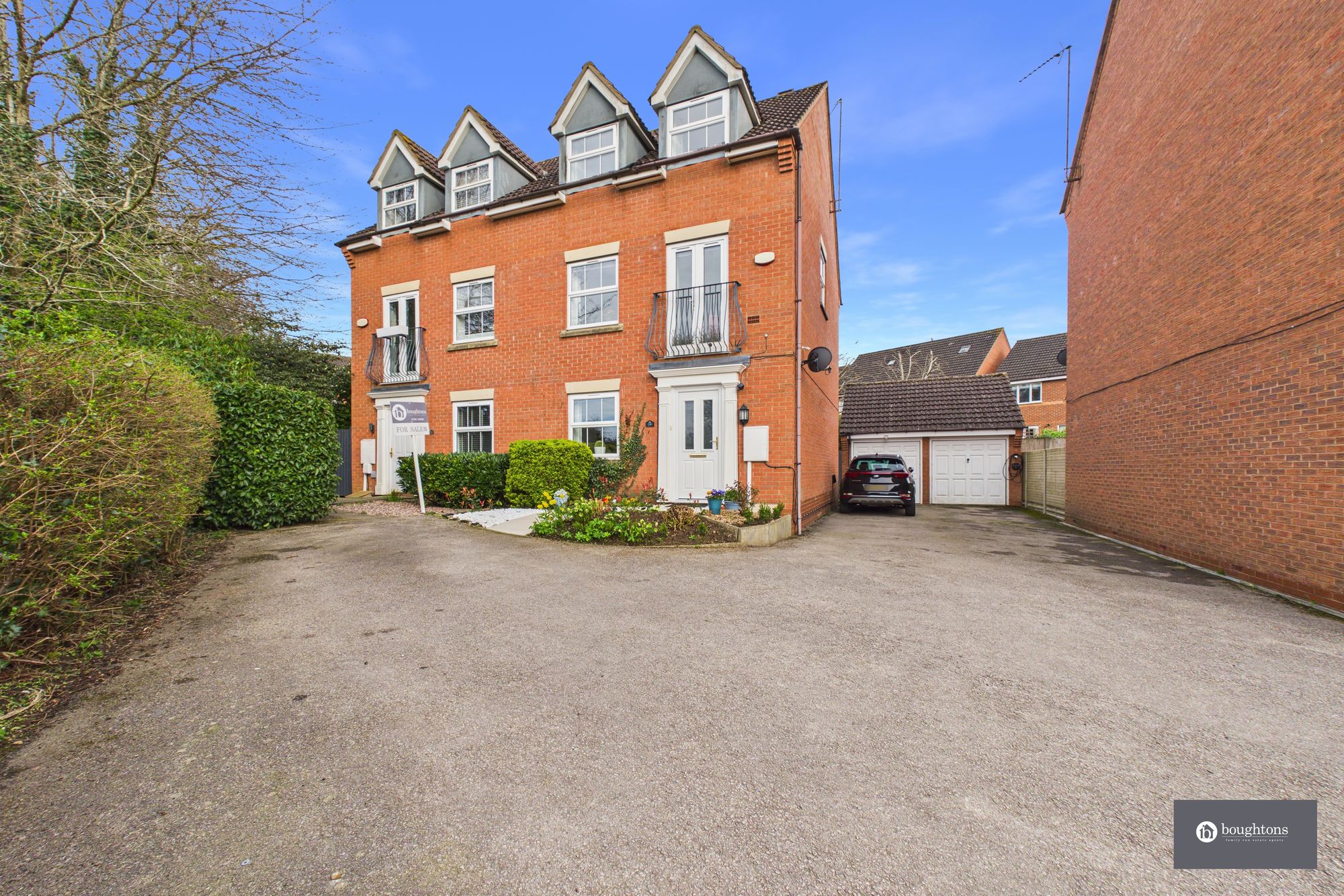 4 bed semi-detached town house for sale in Treefields, Buckingham, MK18  - Property Image 21