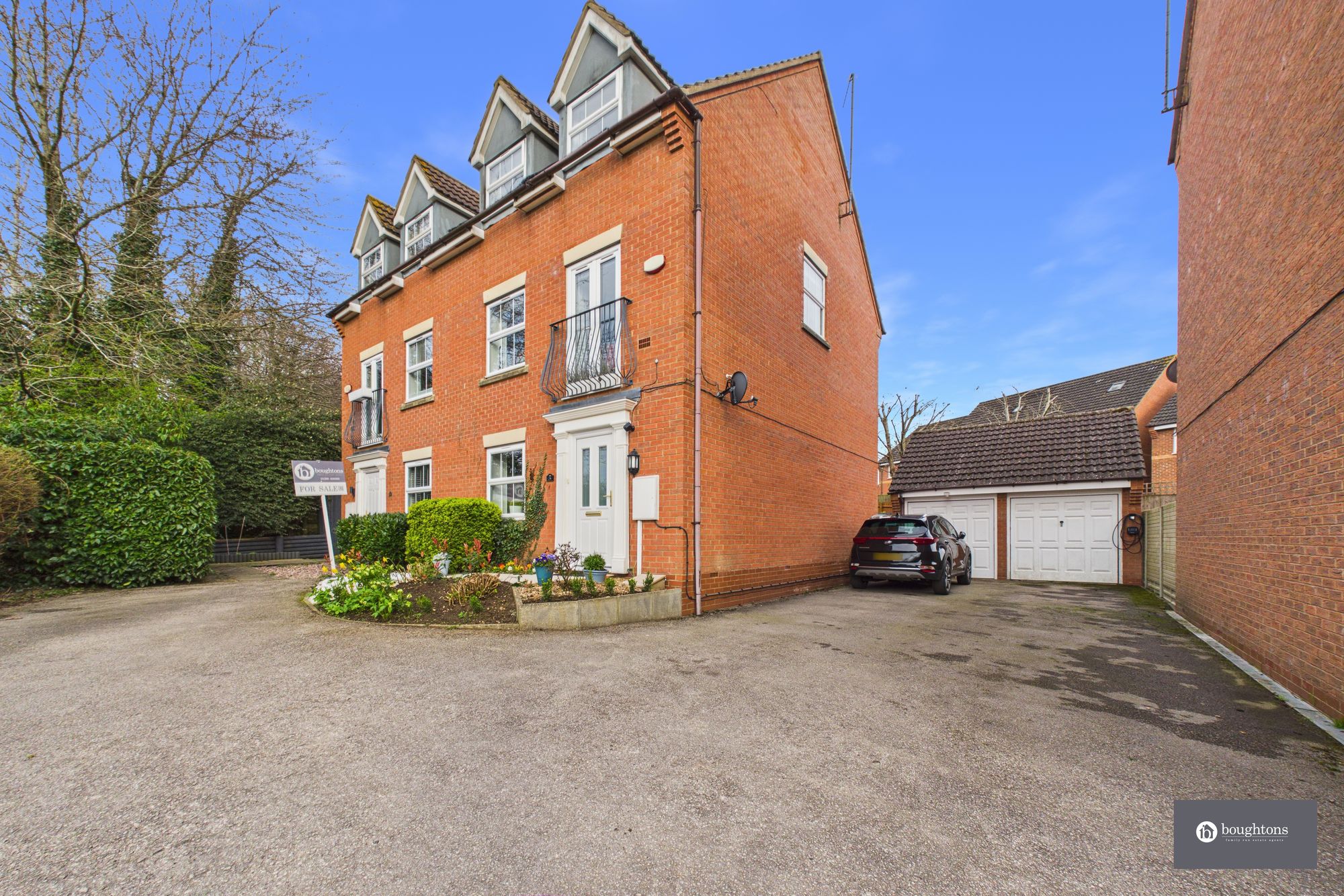 4 bed semi-detached town house for sale in Treefields, Buckingham, MK18  - Property Image 22