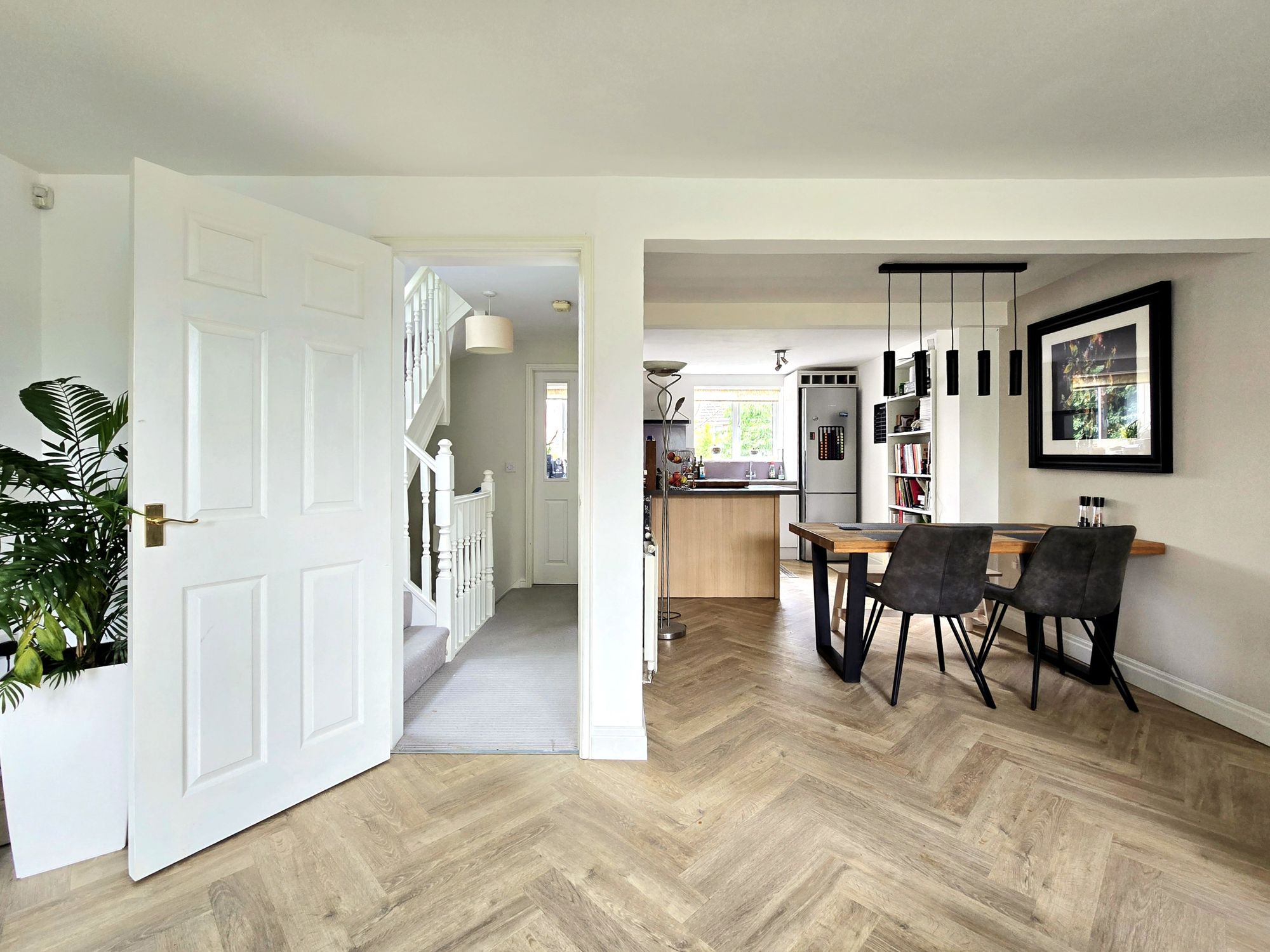 4 bed semi-detached town house for sale in Treefields, Buckingham, MK18  - Property Image 3