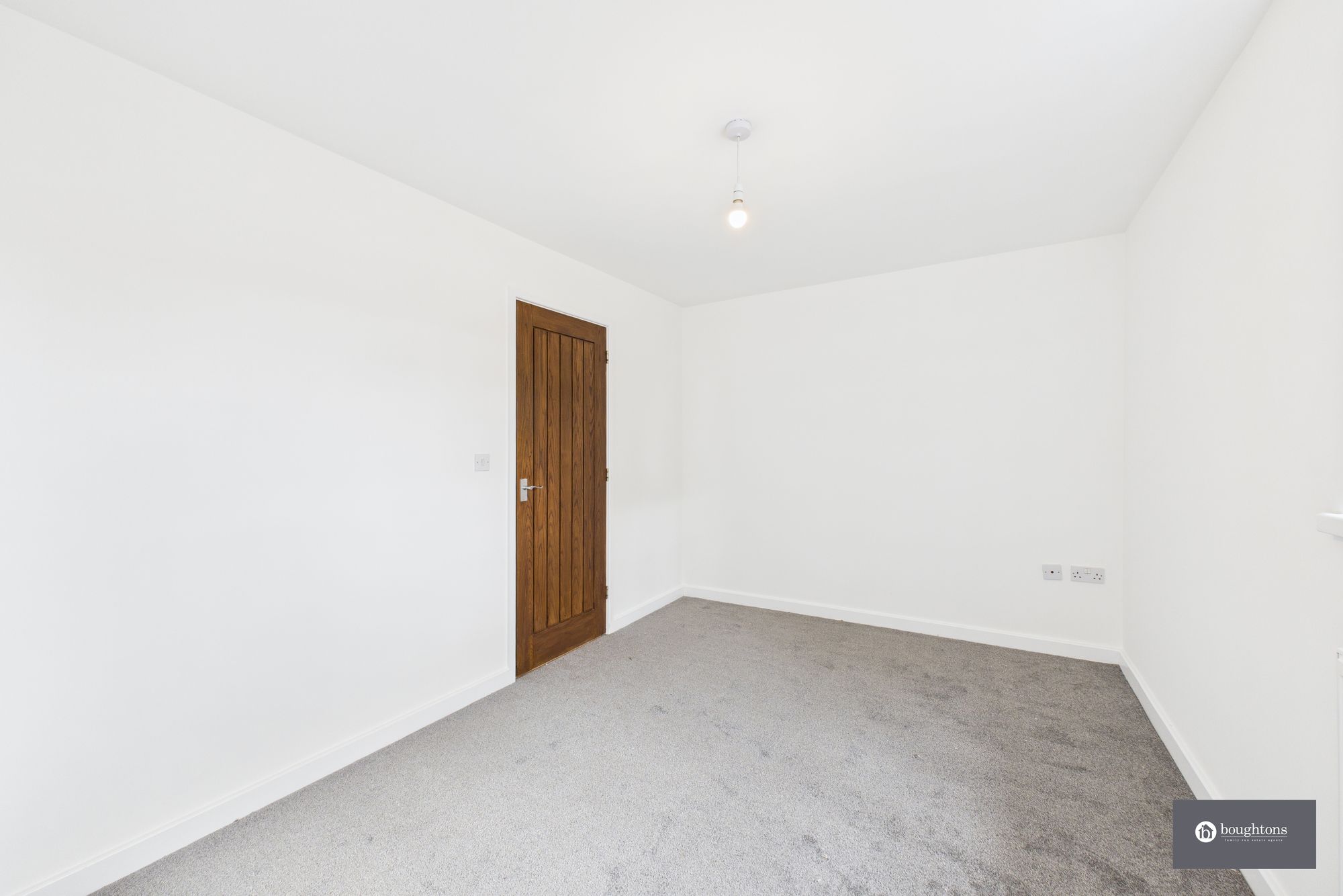 2 bed terraced house for sale in Fox Lane, Brackley, NN13  - Property Image 12