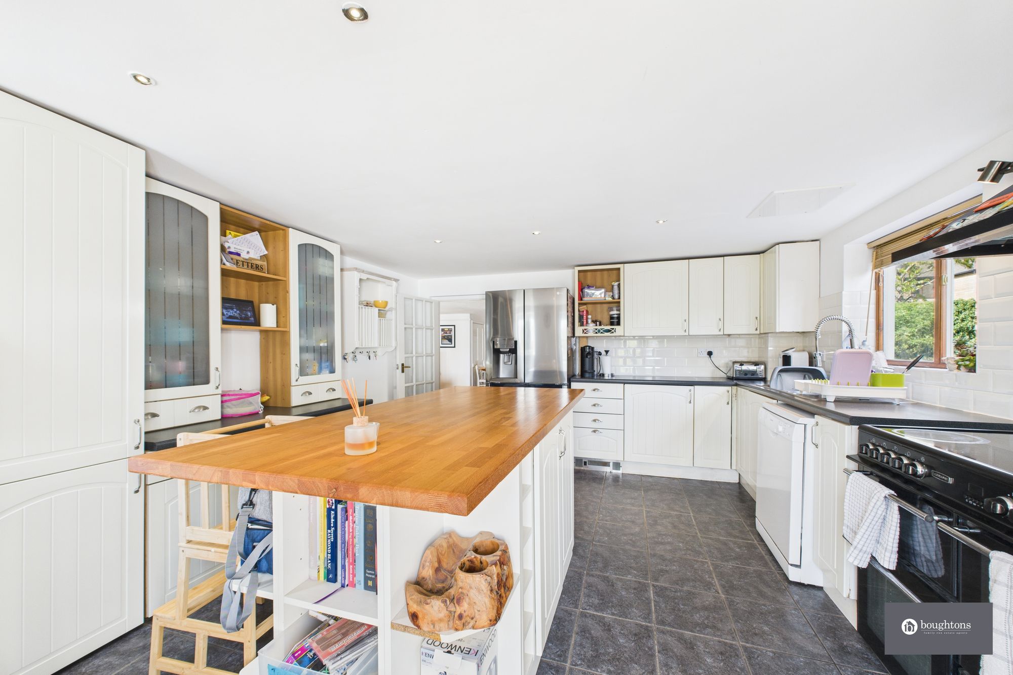 4 bed detached house for sale in Wappenham Road, Helmdon, NN13  - Property Image 4