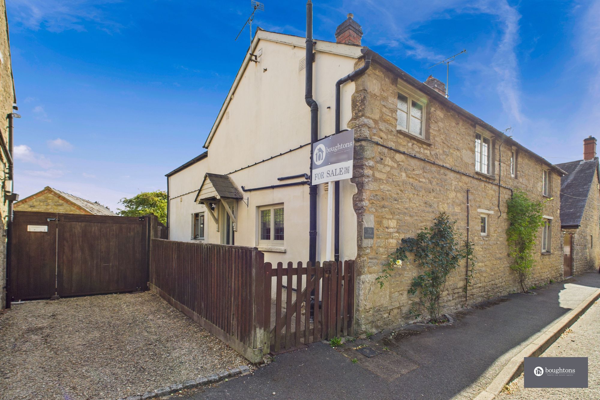 4 bed detached house for sale in Wappenham Road, Helmdon, NN13  - Property Image 26
