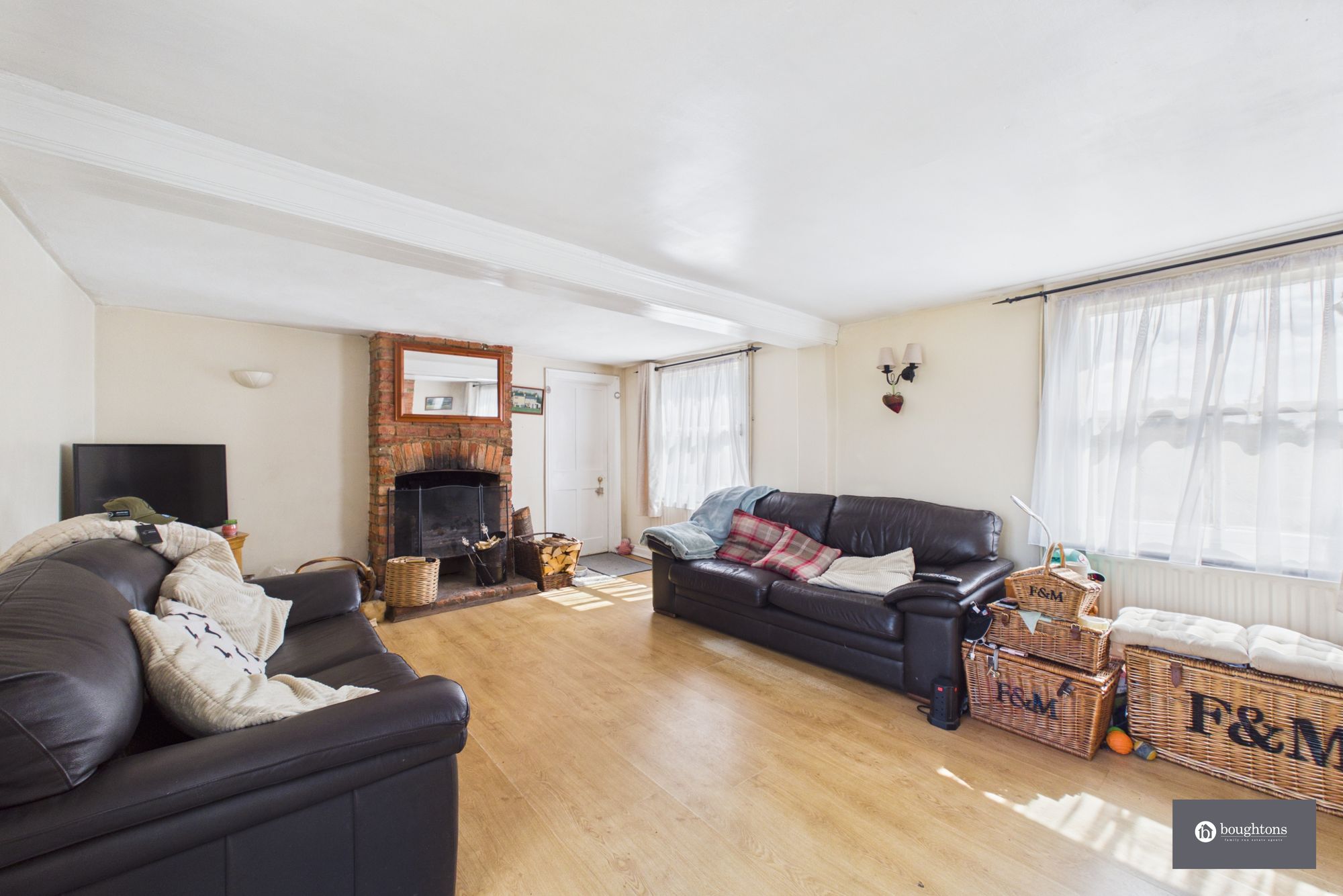 4 bed detached house for sale in Lillingstone Road, Akeley, MK18  - Property Image 8
