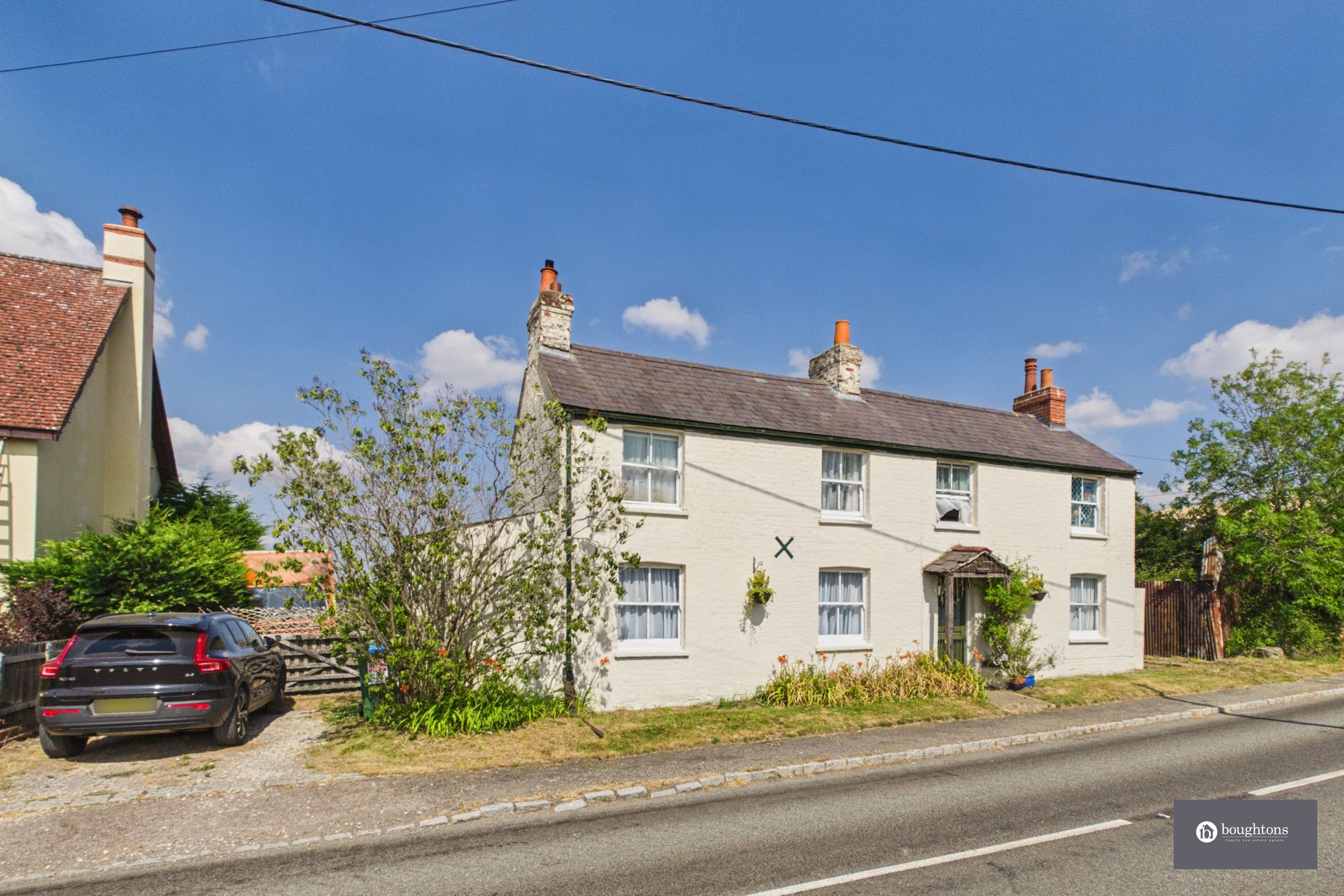 4 bed detached house for sale in Lillingstone Road, Akeley, MK18  - Property Image 1