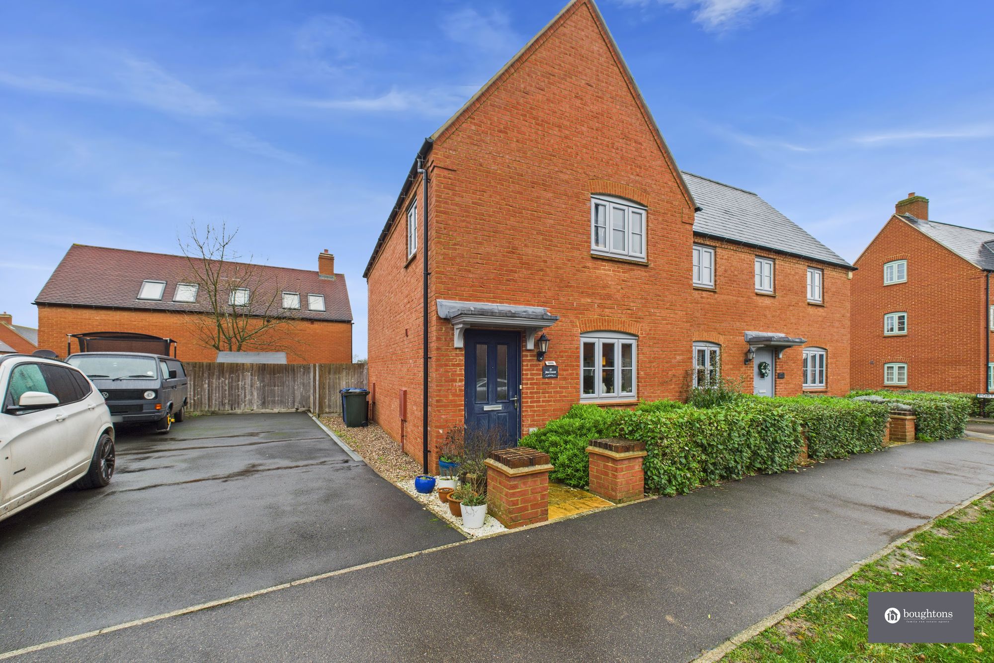 3 bed semi-detached house for sale in Juno Crescent, Brackley, NN13