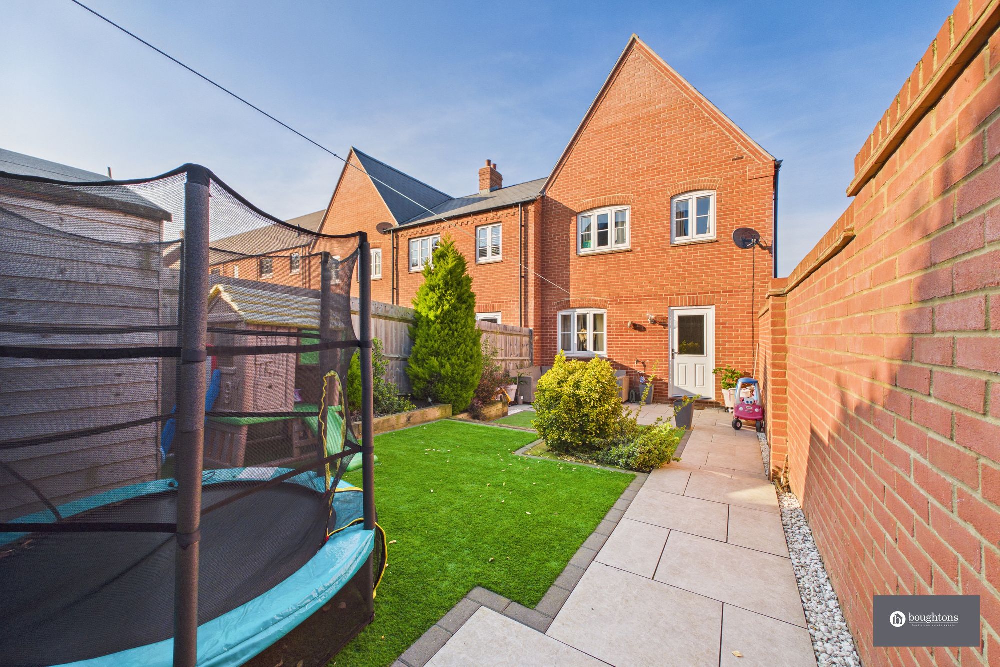 3 bed end of terrace house for sale in Foxhills Way, Brackley, NN13  - Property Image 23