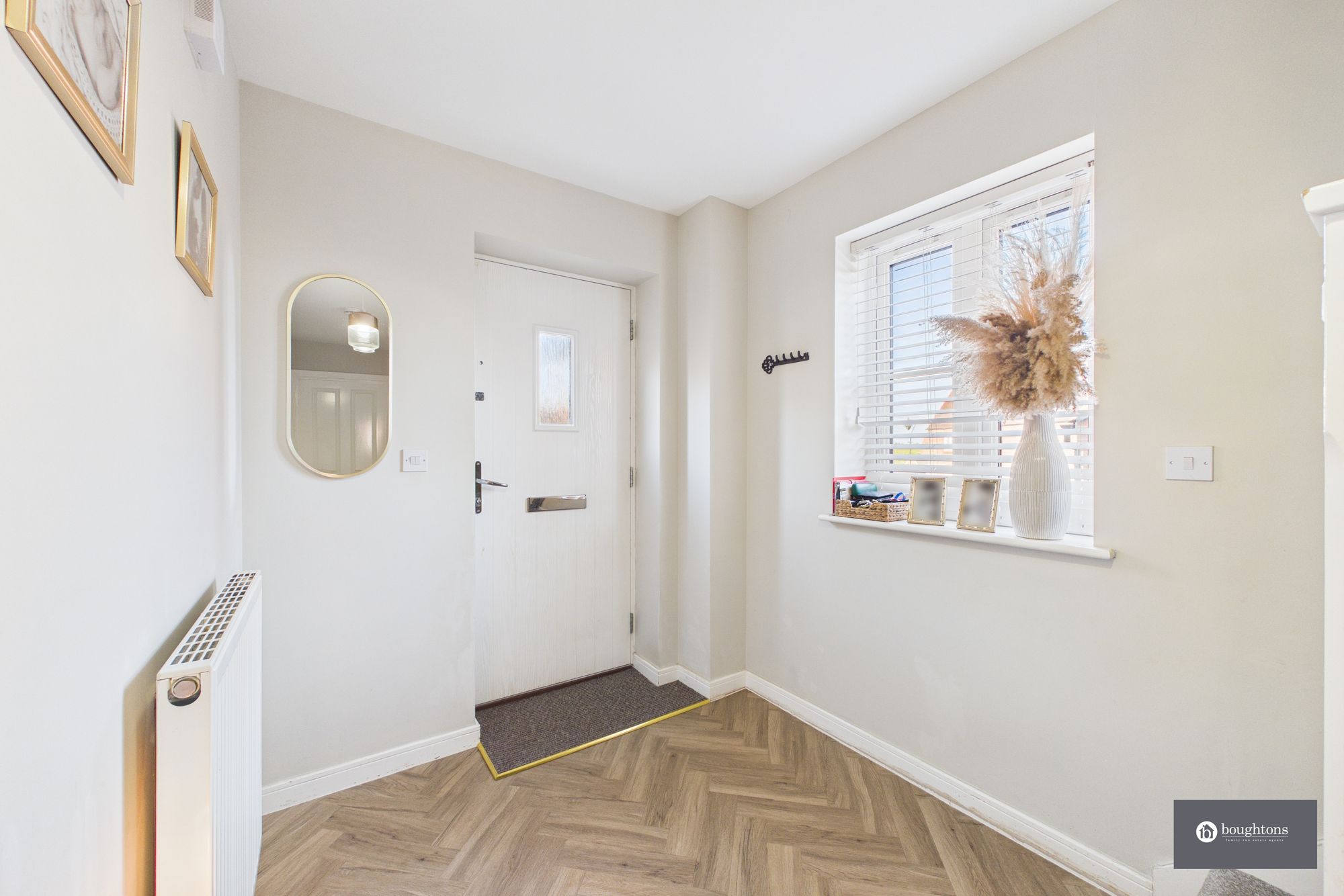 3 bed end of terrace house for sale in Foxhills Way, Brackley, NN13  - Property Image 5