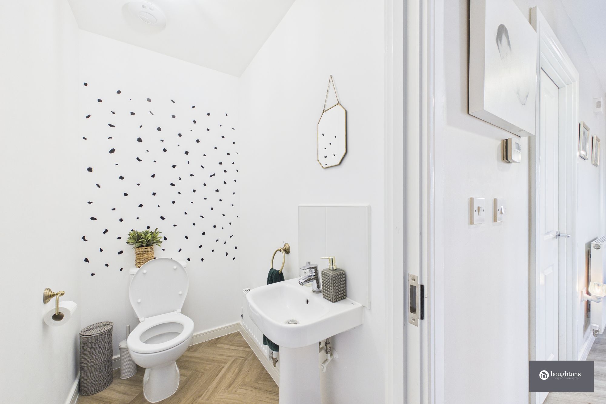 3 bed end of terrace house for sale in Foxhills Way, Brackley, NN13  - Property Image 13