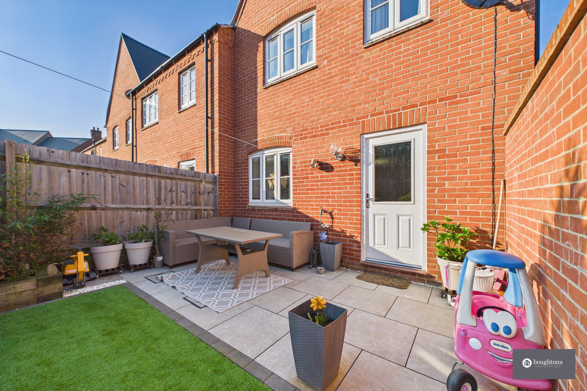 3 bed end of terrace house for sale in Foxhills Way, Brackley, NN13  - Property Image 22
