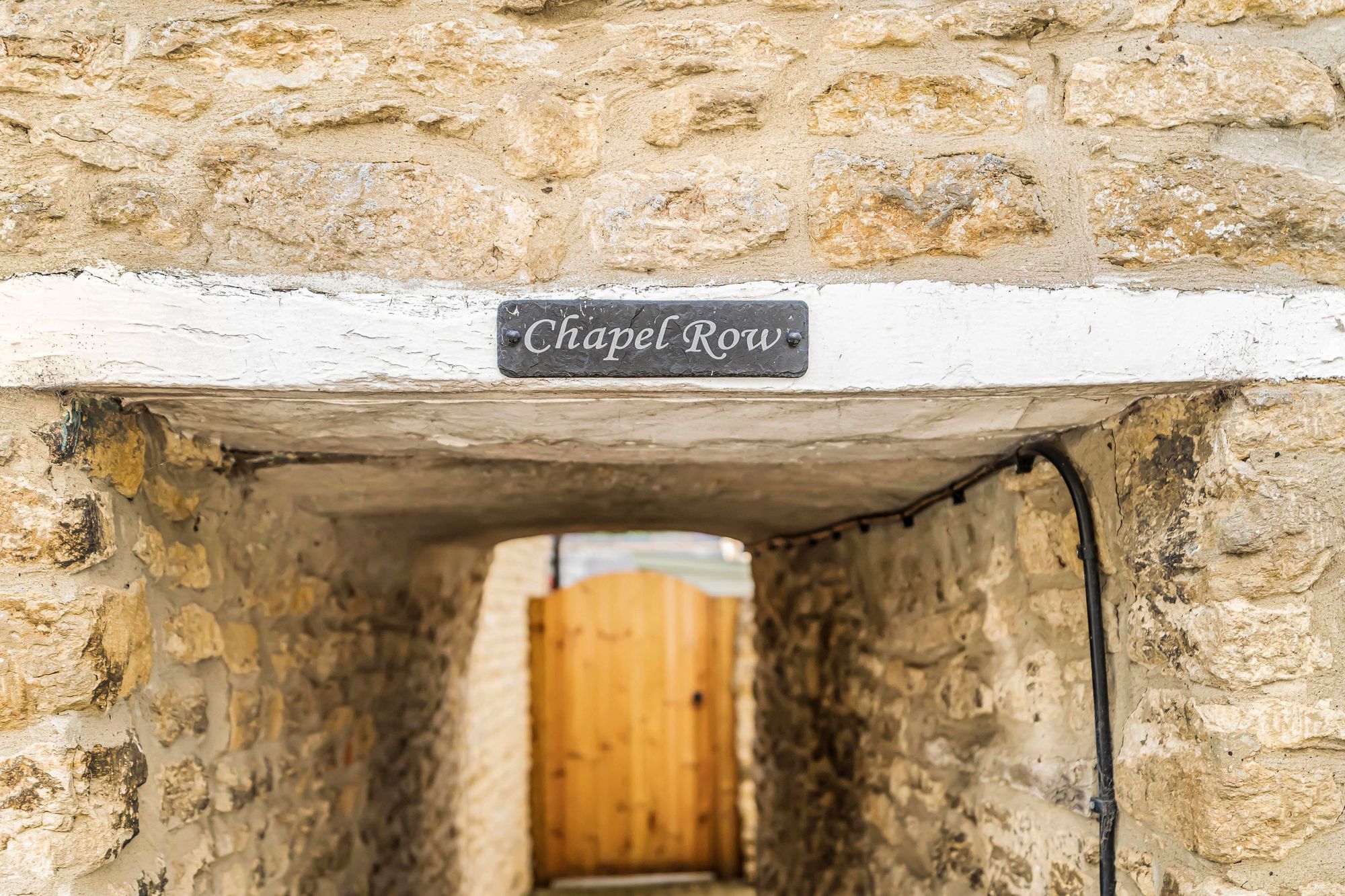 3 bed terraced house for sale in Chapel Row, Souldern, OX27  - Property Image 6