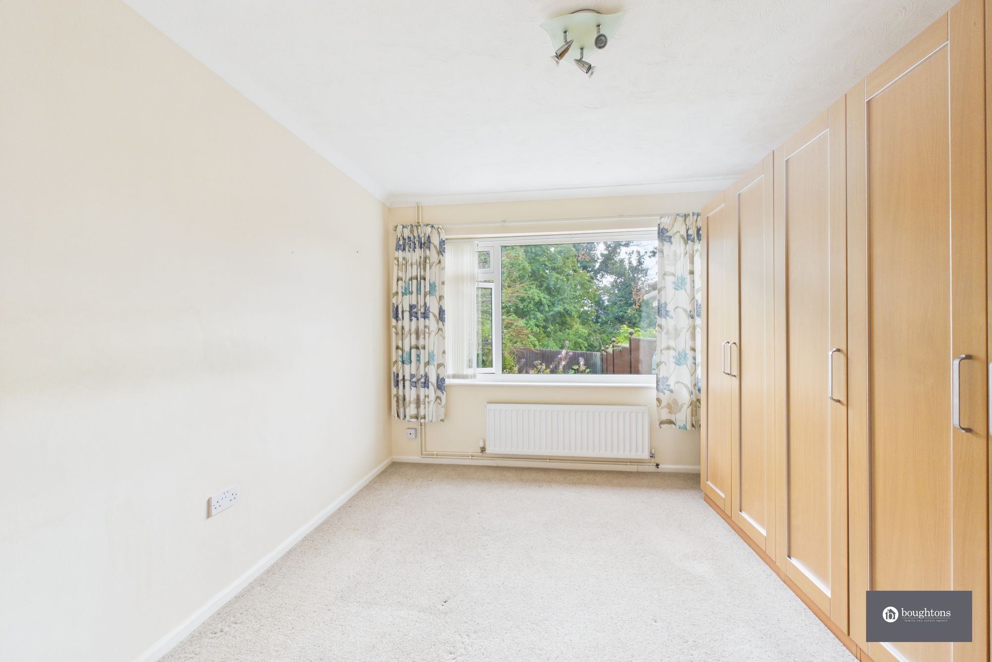 2 bed semi-detached bungalow for sale in Woodlands Crescent, Buckingham, MK18  - Property Image 15