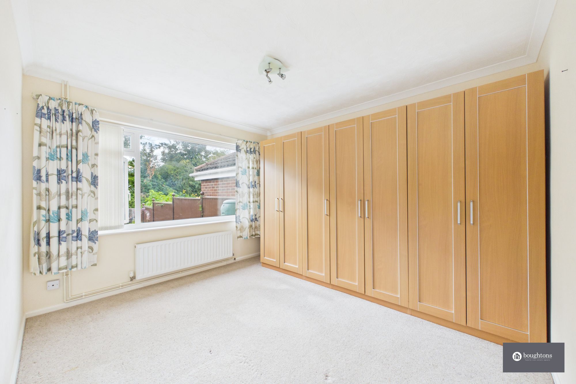 2 bed semi-detached bungalow for sale in Woodlands Crescent, Buckingham, MK18  - Property Image 14
