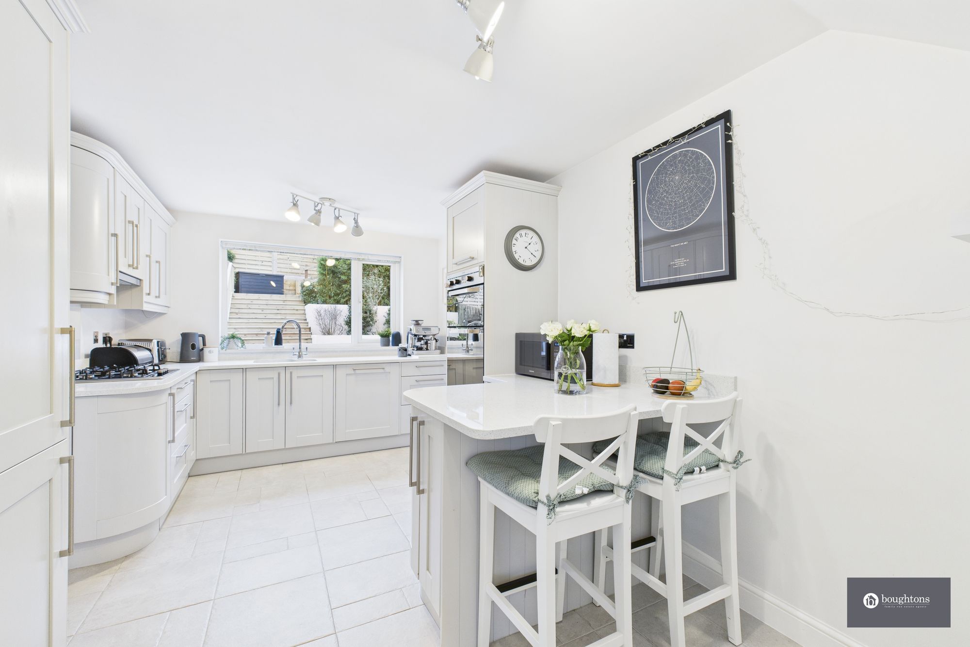 4 bed detached house for sale in St. Michaels Way, Steeple Claydon, MK18  - Property Image 7