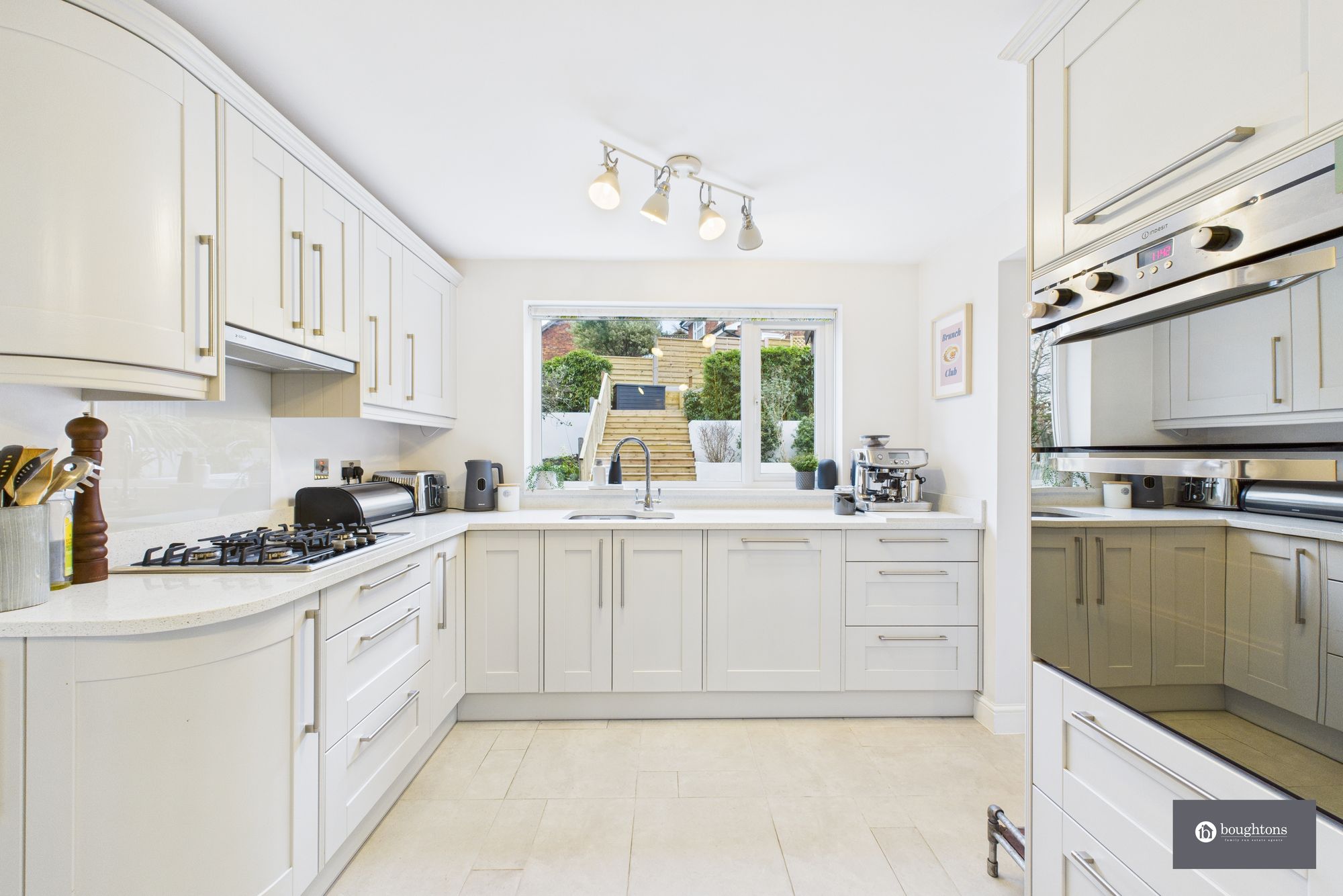 4 bed detached house for sale in St. Michaels Way, Steeple Claydon, MK18  - Property Image 8