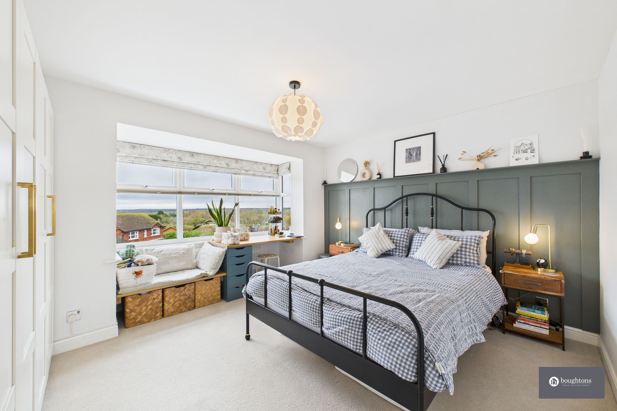 4 bed detached house for sale in St. Michaels Way, Steeple Claydon, MK18  - Property Image 17