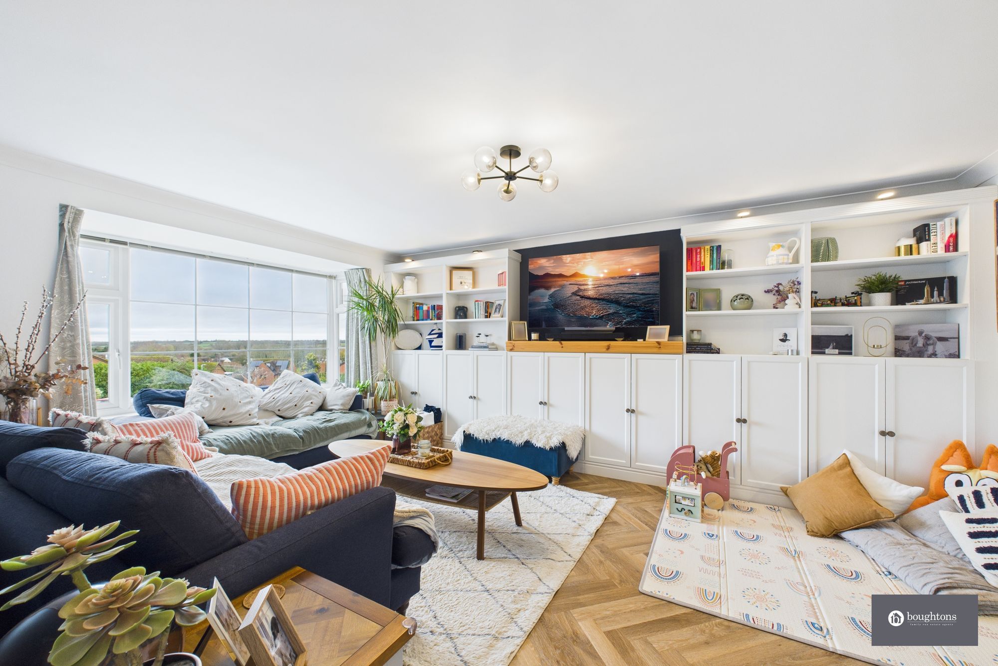 4 bed detached house for sale in St. Michaels Way, Steeple Claydon, MK18  - Property Image 4