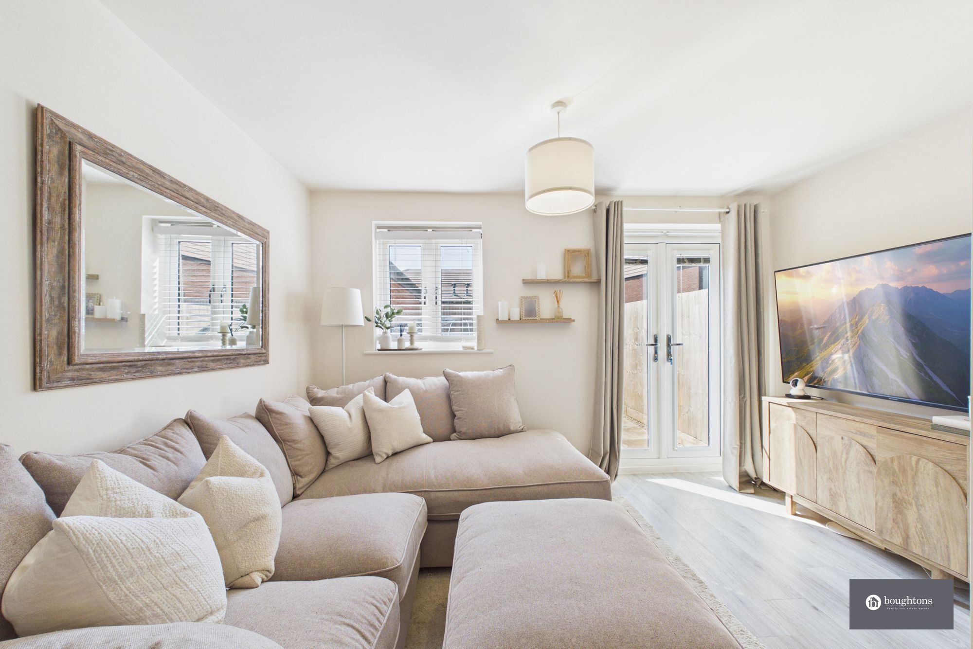 2 bed terraced house for sale in Yeoman Road, Towcester, NN12  - Property Image 3