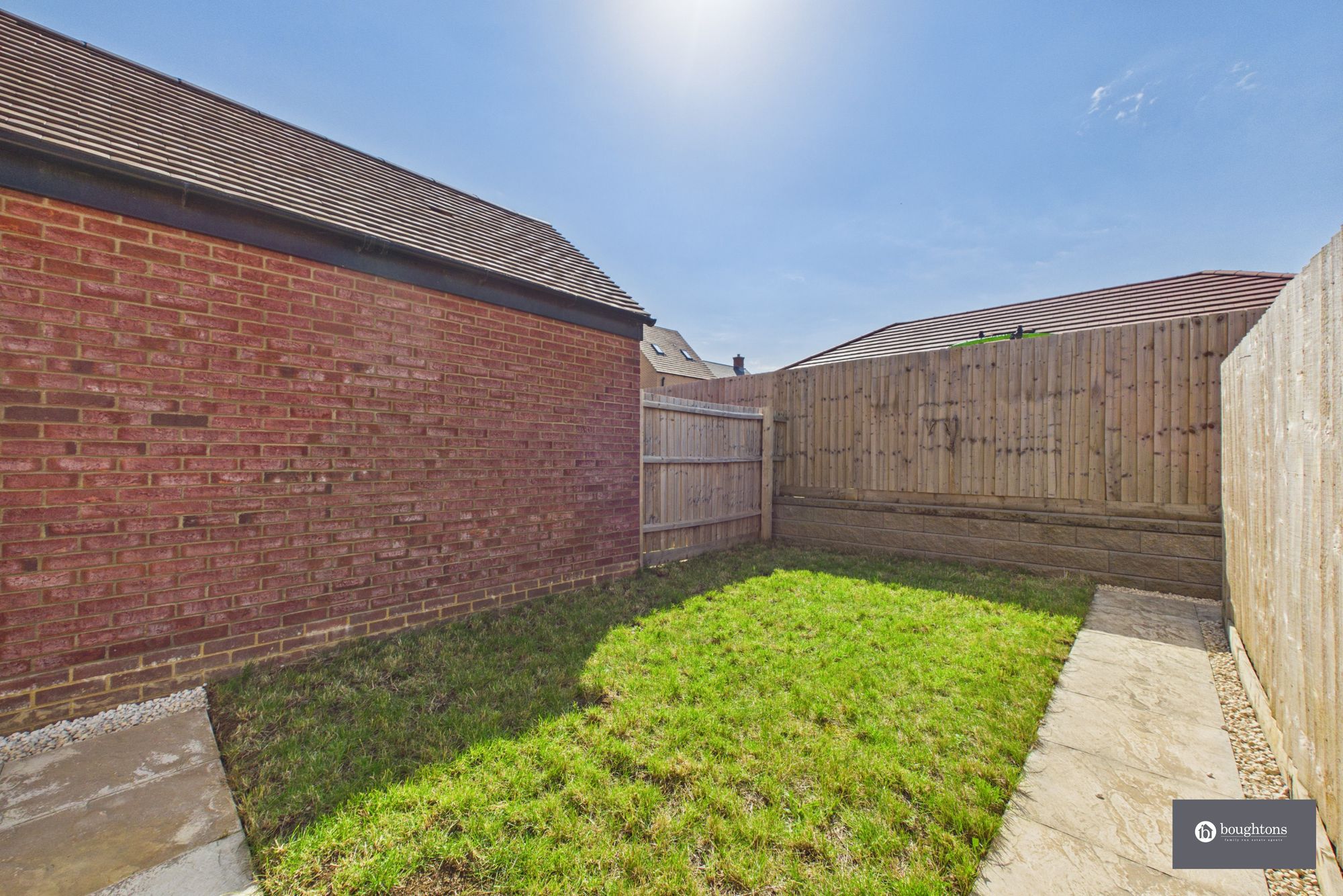 2 bed terraced house for sale in Yeoman Road, Towcester, NN12  - Property Image 4