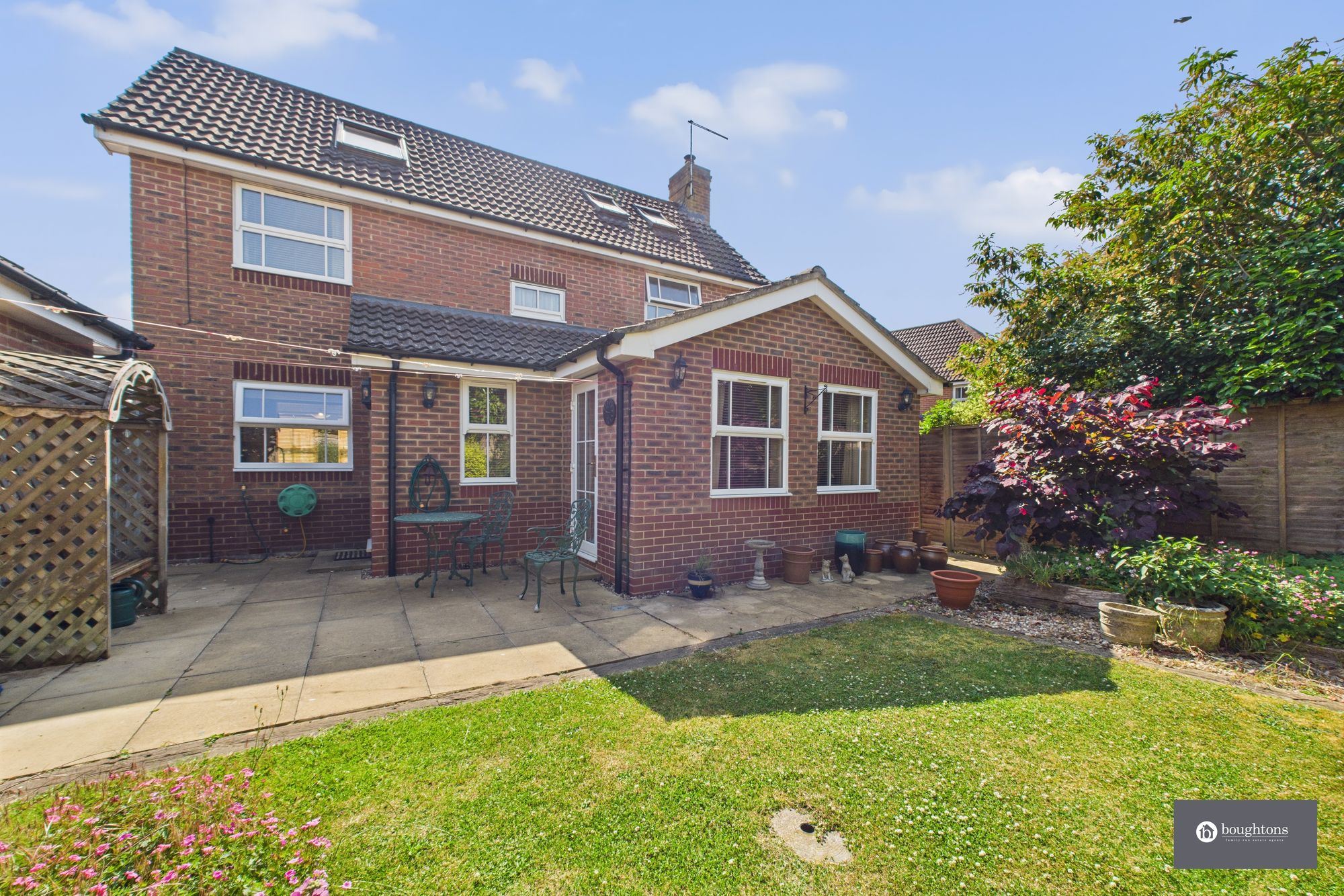 4 bed detached house for sale in Wren Close, Brackley, NN13