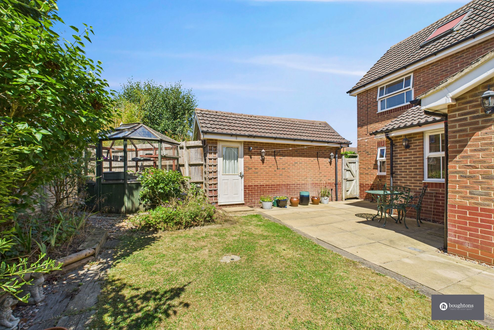 4 bed detached house for sale in Wren Close, Brackley, NN13  - Property Image 20