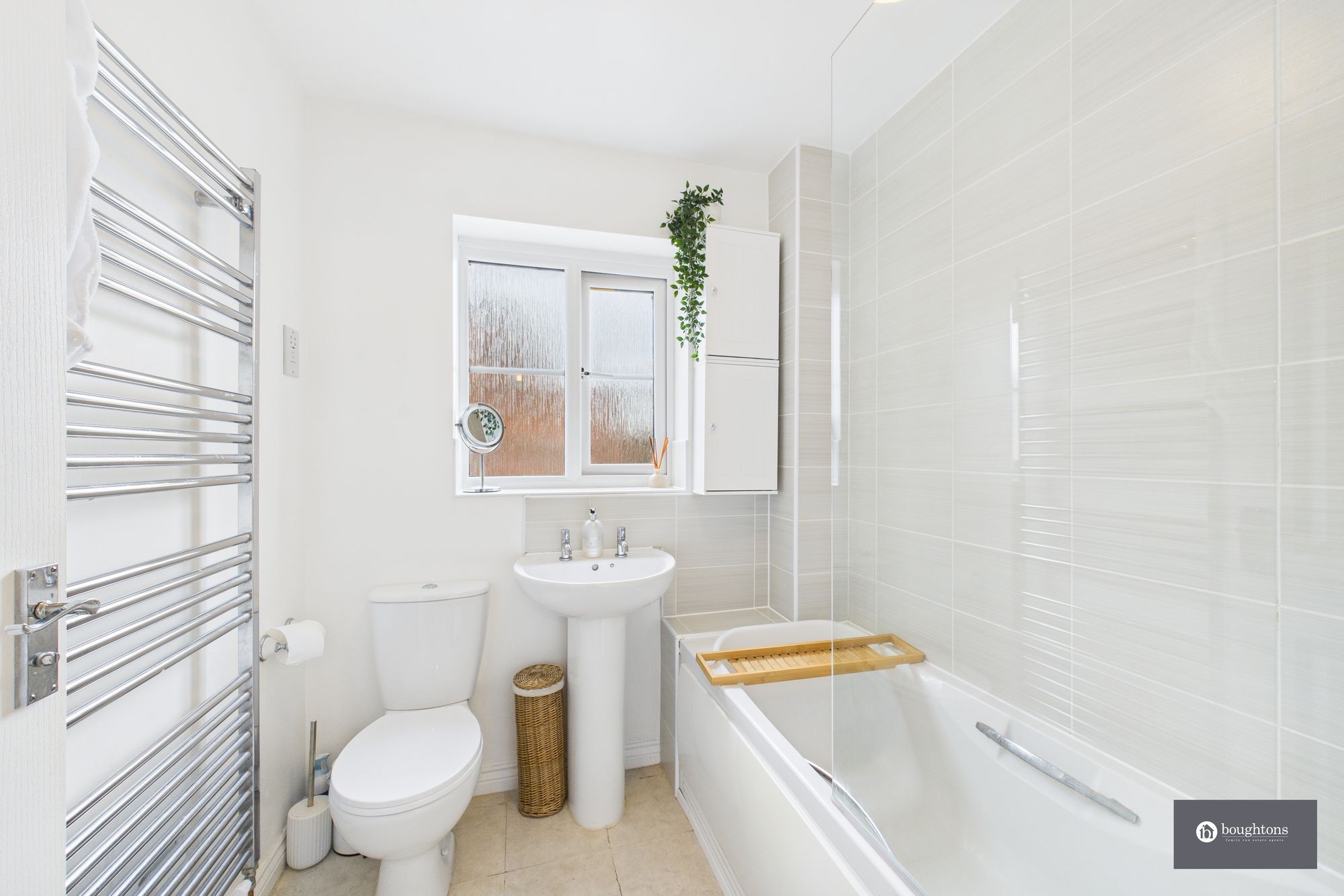 3 bed semi-detached house for sale in Lime Kiln Close, Silverstone, NN12  - Property Image 17