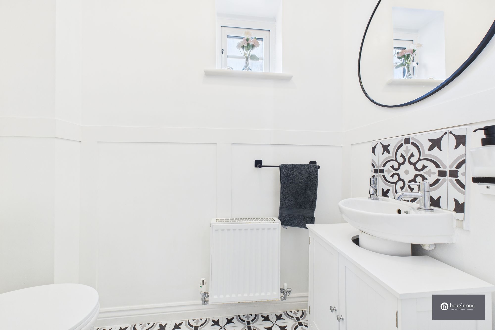 3 bed semi-detached house for sale in Lime Kiln Close, Silverstone, NN12  - Property Image 10