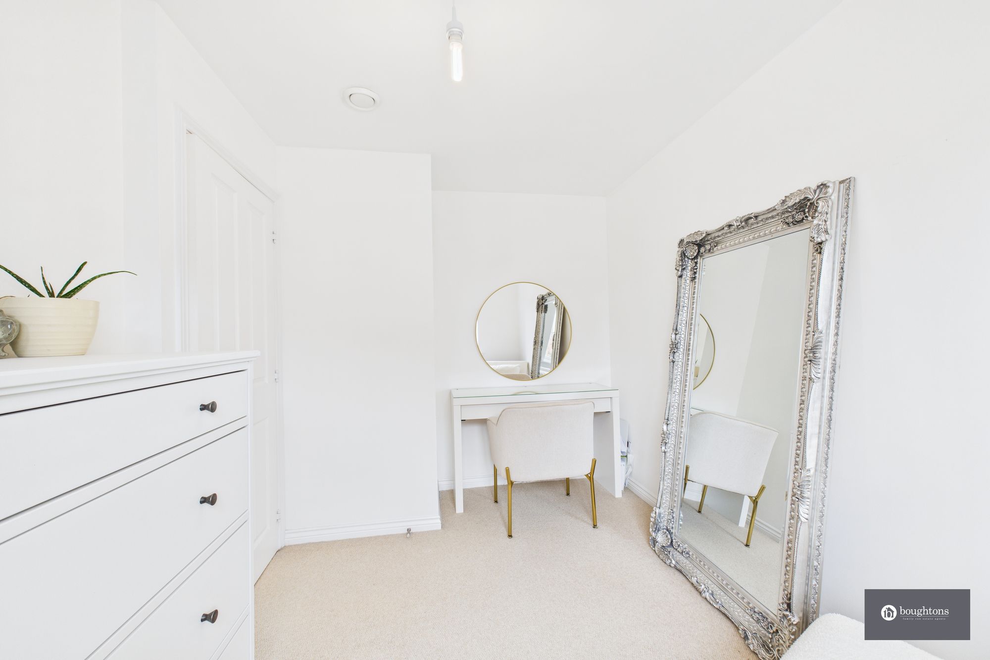 3 bed semi-detached house for sale in Lime Kiln Close, Silverstone, NN12  - Property Image 13