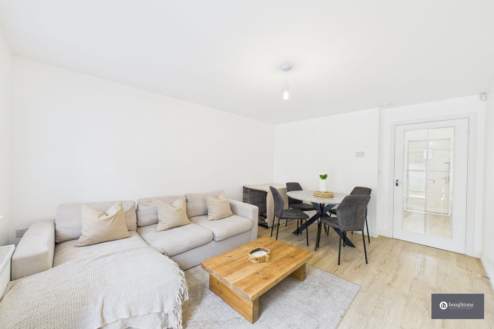 3 bed semi-detached house for sale in Lime Kiln Close, Silverstone, NN12  - Property Image 8